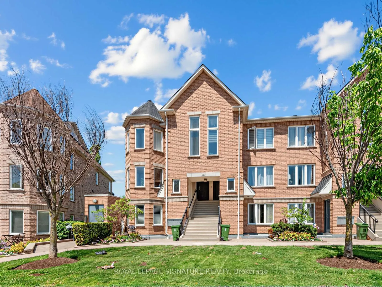 Photo 1 of Unit 201, 72 Aerodrome Crescent, Toronto, Leaside — HOMEH