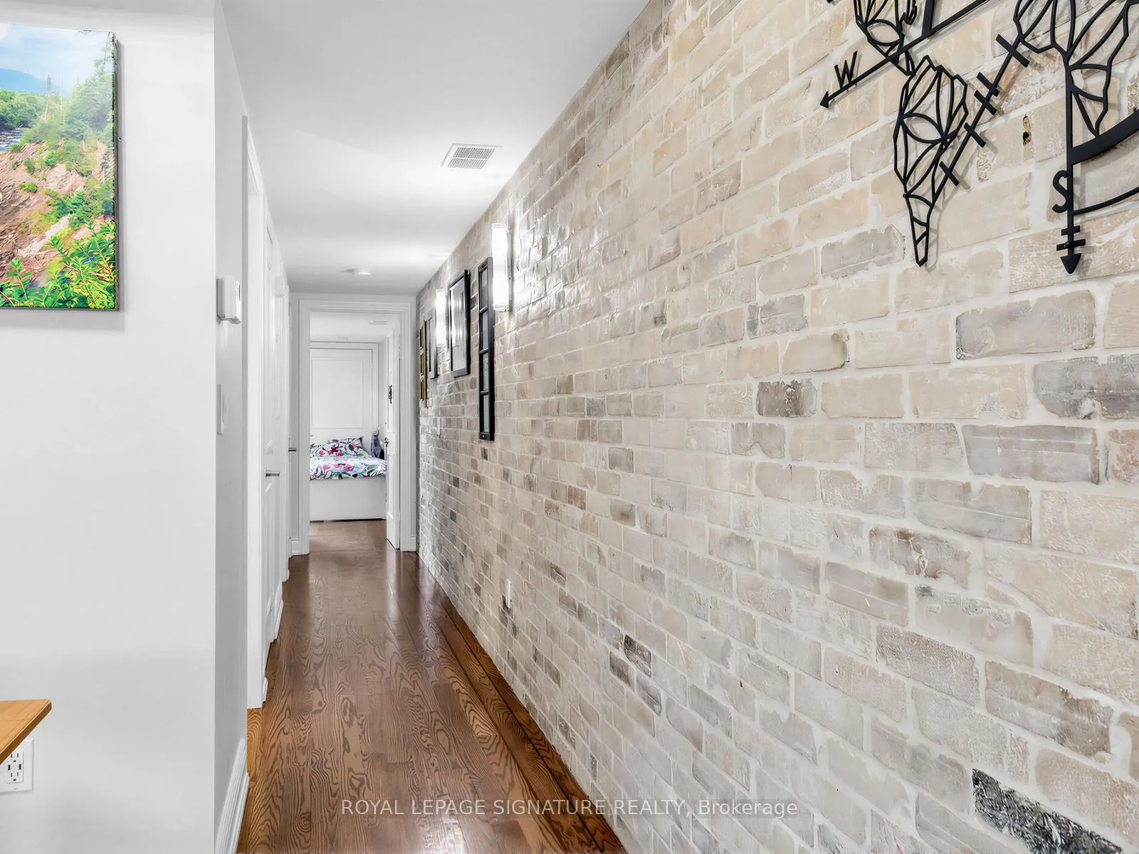 Photo 12 of Unit 201, 72 Aerodrome Crescent, Toronto, Leaside — HOMEH