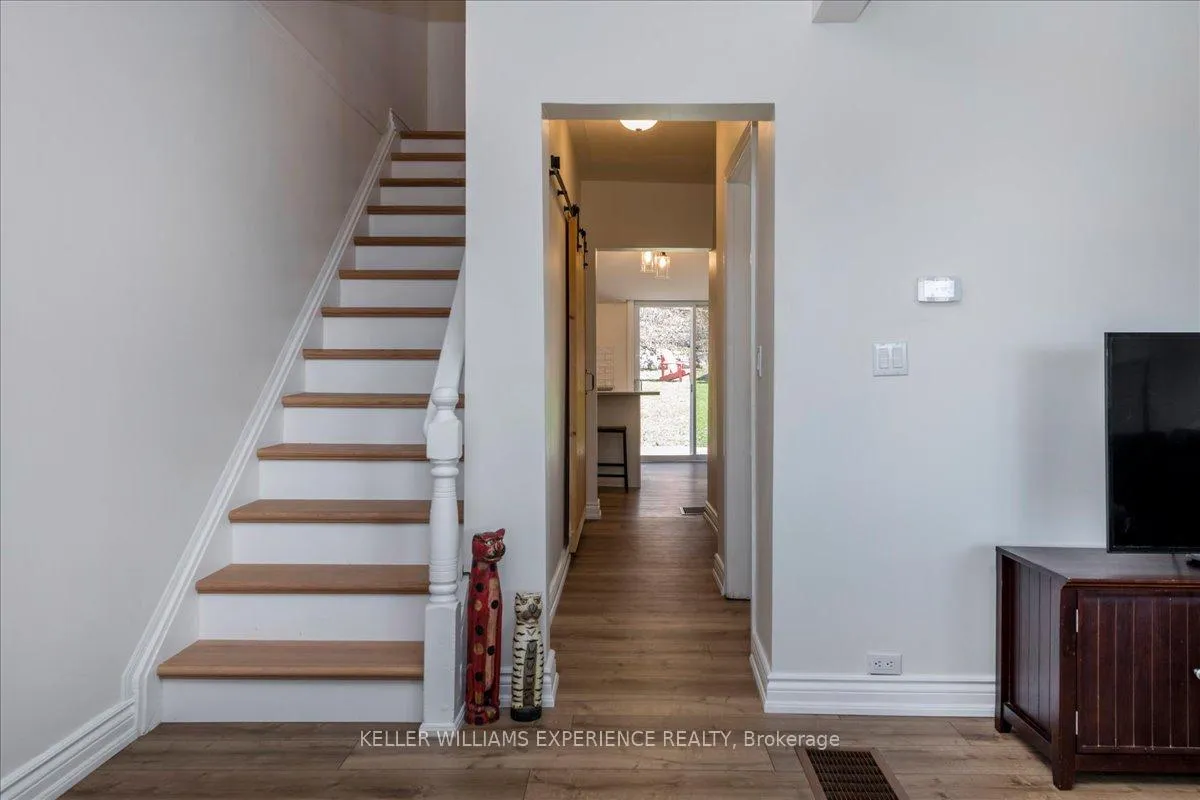Photo 16 of 80 Robert Street W, Penetanguishene — HOMEH