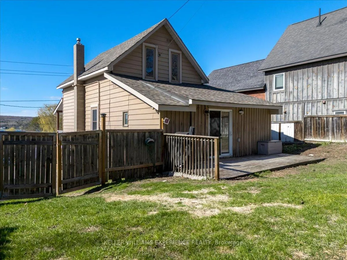 Photo 24 of 80 Robert Street W, Penetanguishene — HOMEH