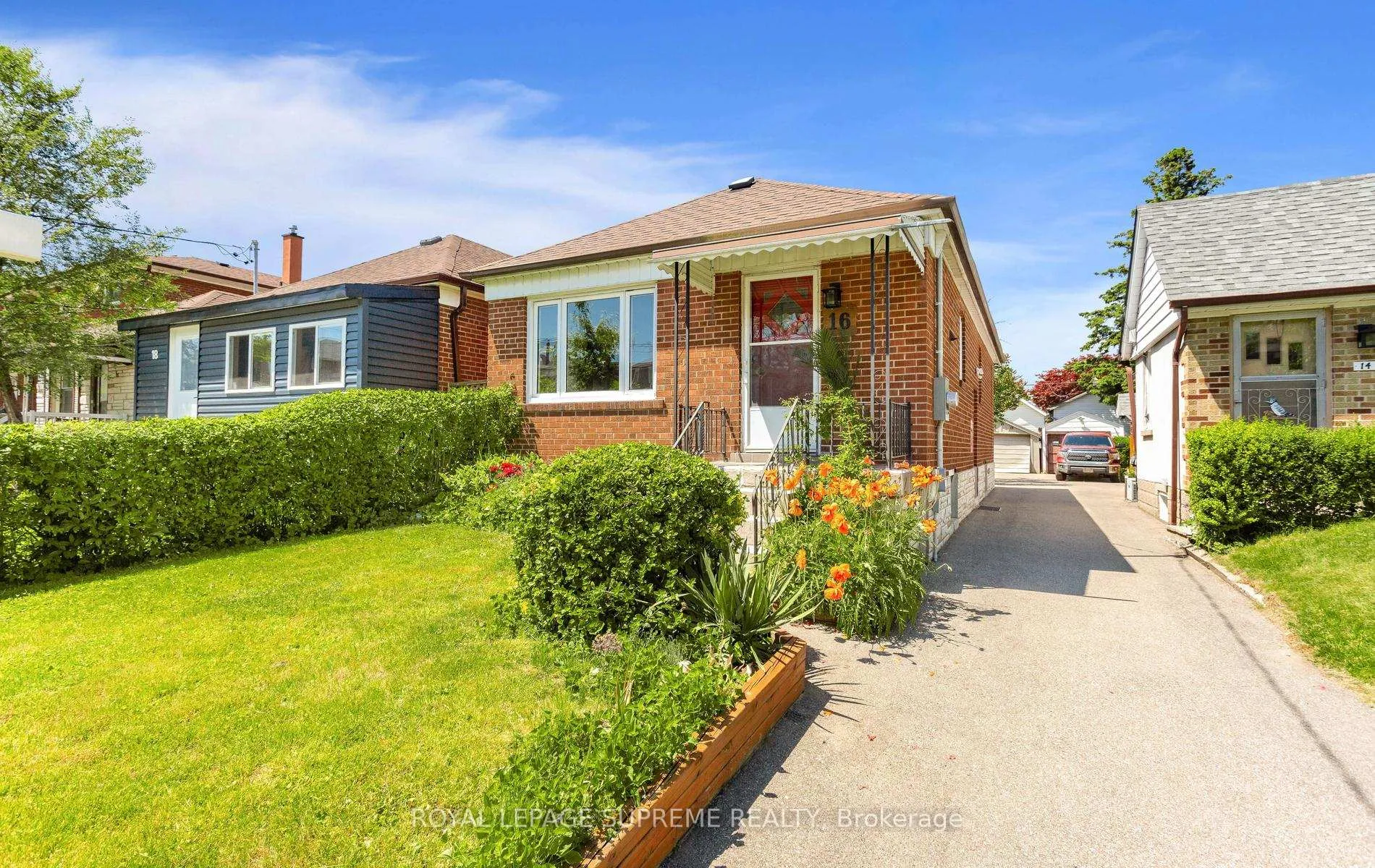 Photo 2 of 16 East Drive, Toronto, Rockcliffe-Smythe — HOMEH