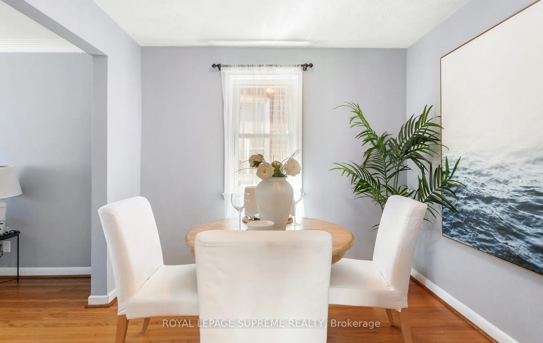 Photo 8 of 16 East Drive, Toronto, Rockcliffe-Smythe — HOMEH
