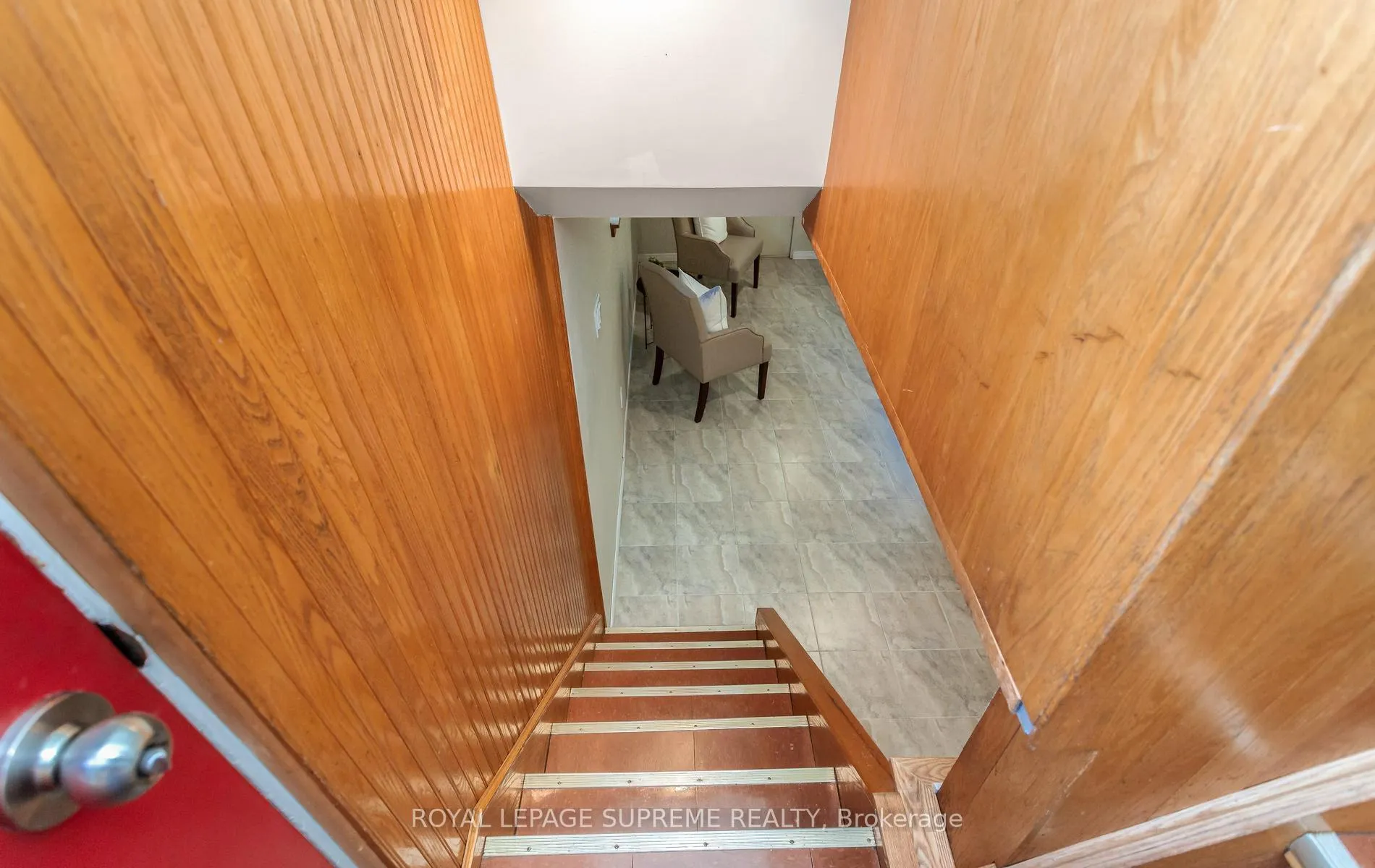 Photo 24 of 16 East Drive, Toronto, Rockcliffe-Smythe — HOMEH