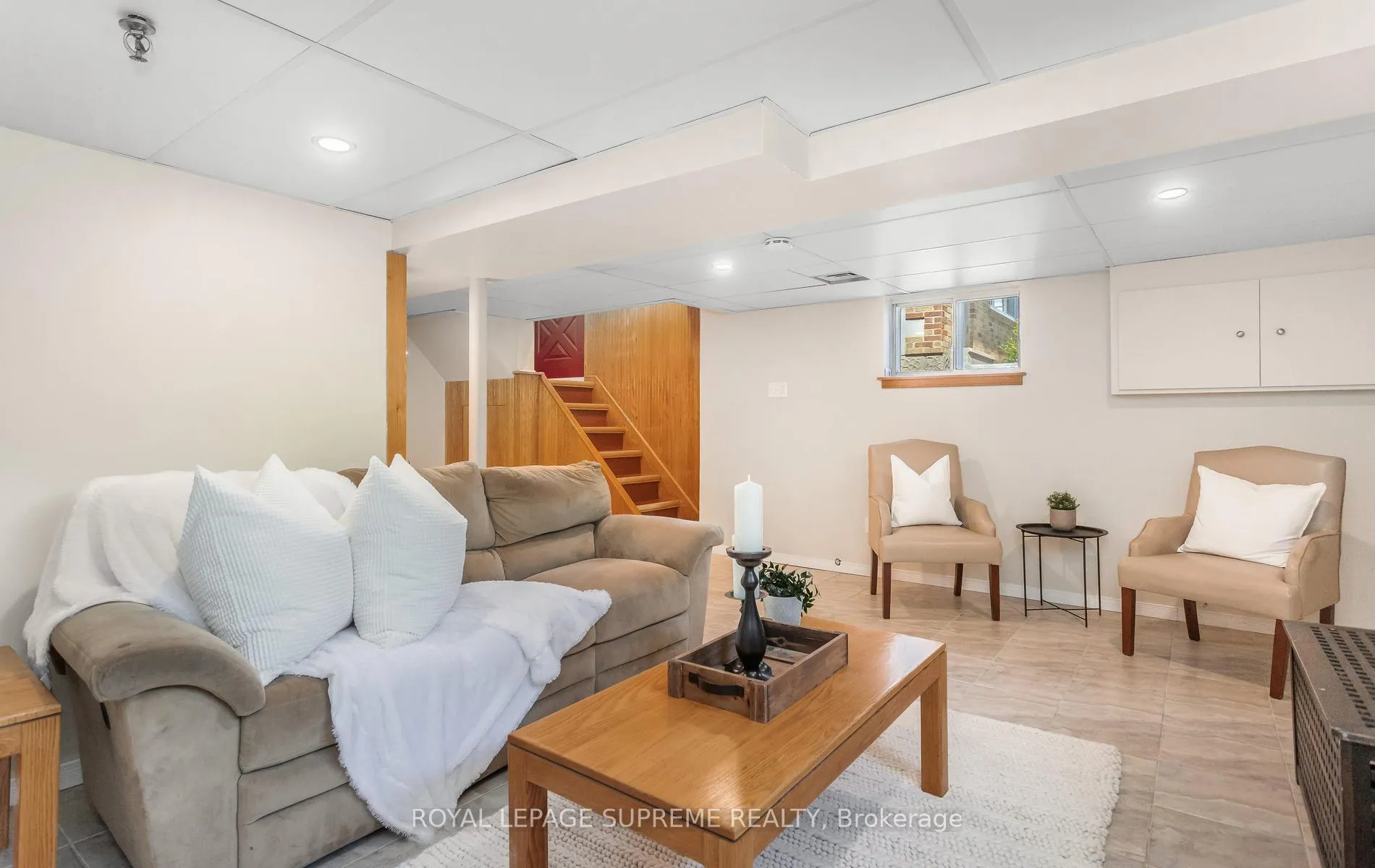 Photo 28 of 16 East Drive, Toronto, Rockcliffe-Smythe — HOMEH