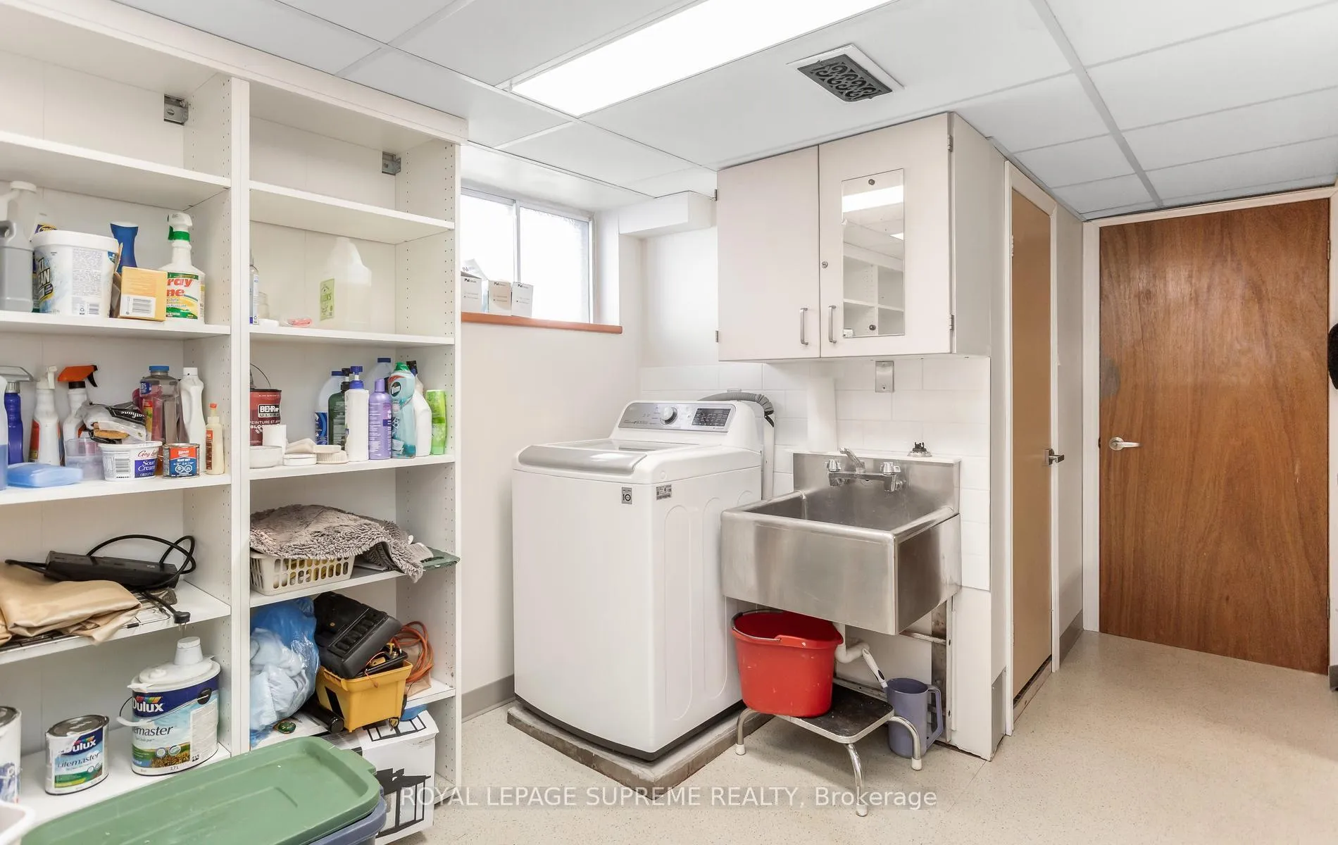 Photo 37 of 16 East Drive, Toronto, Rockcliffe-Smythe — HOMEH