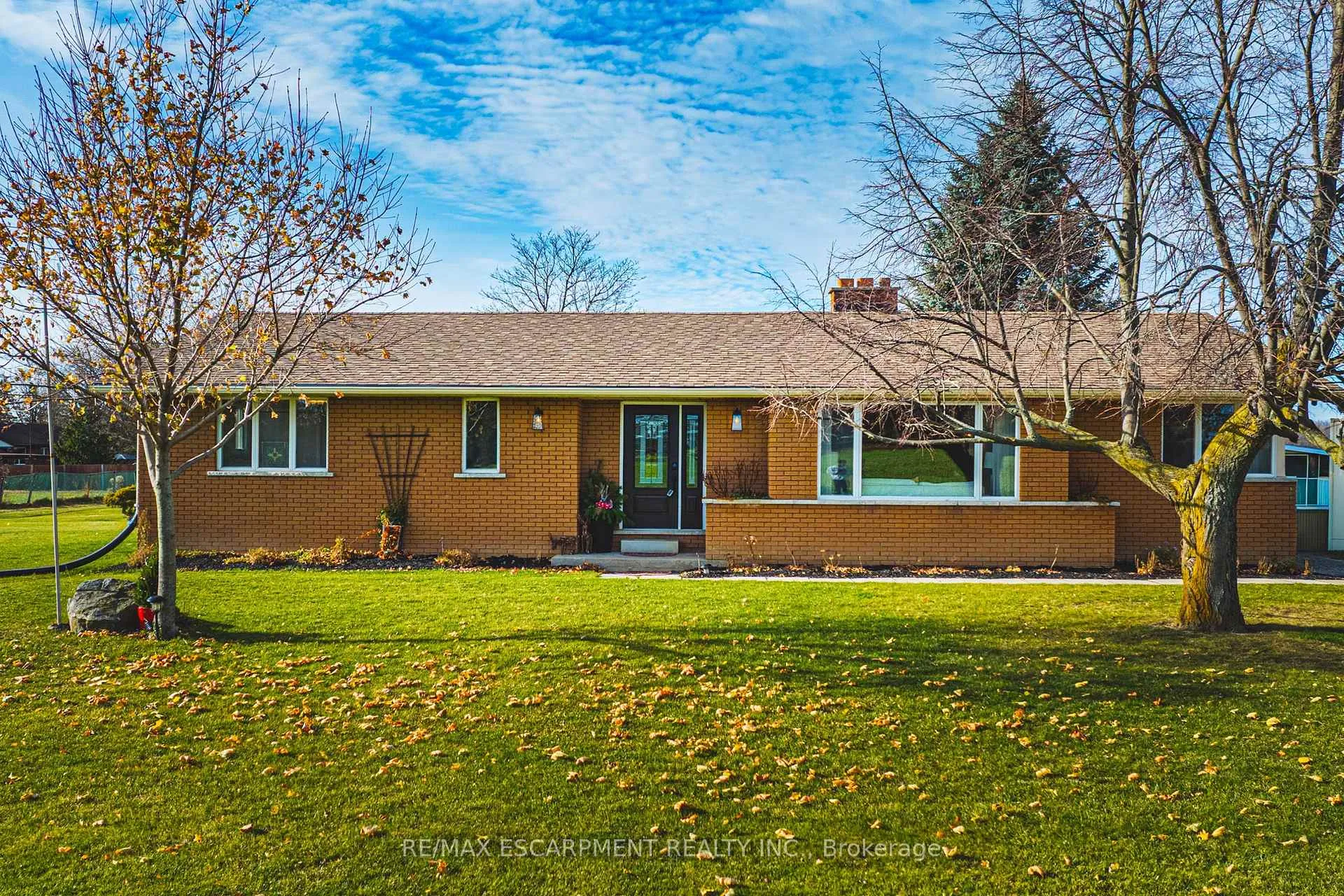 Photo 4 of 2276 Binbrook Road, Hamilton, Rural Glanbrook — HOMEH