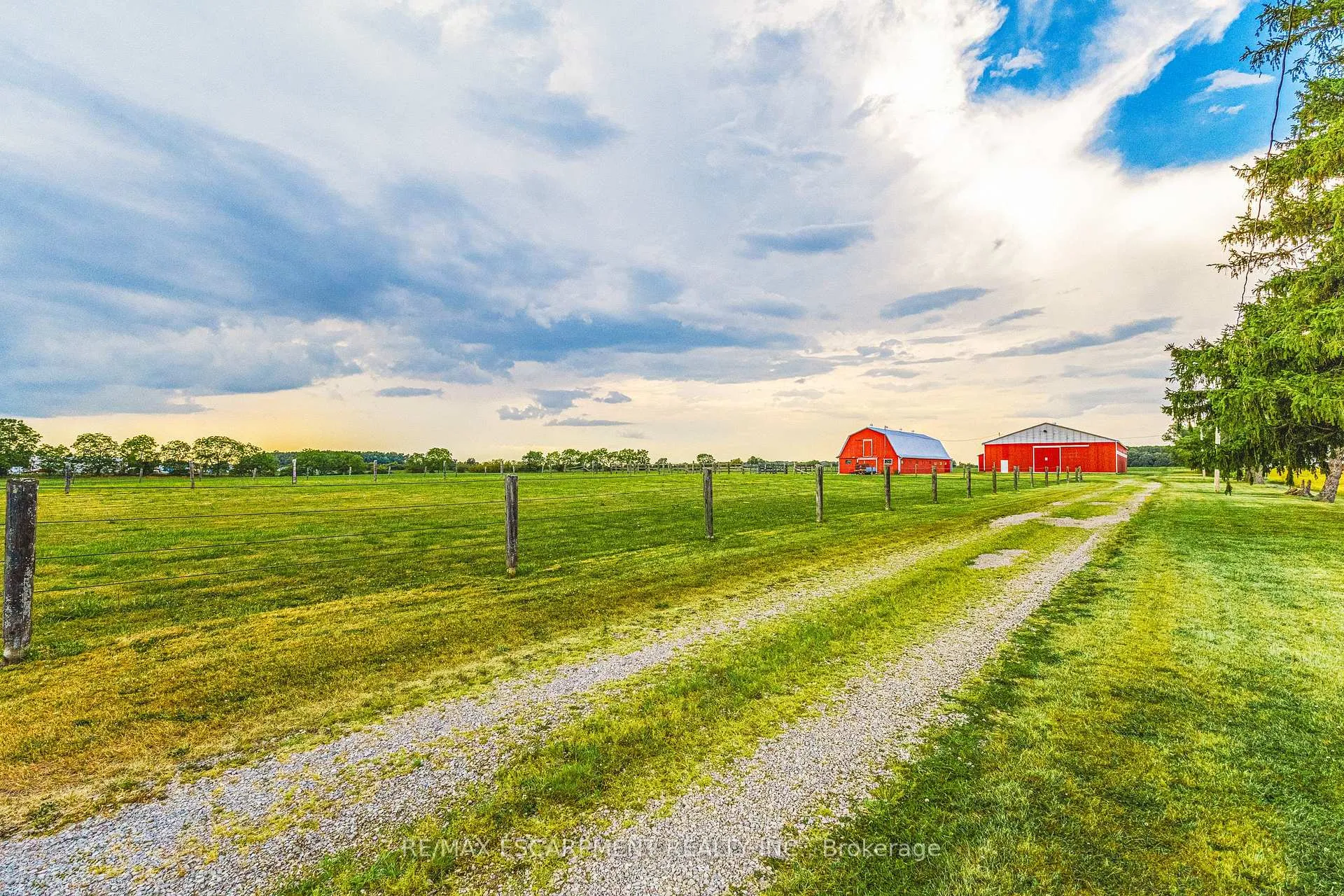 Photo 26 of 2276 Binbrook Road, Hamilton, Rural Glanbrook — HOMEH