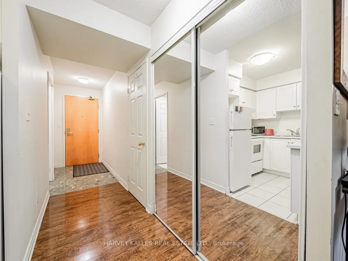 Photo 4 of Unit 1101, 43 Eglinton Avenue E, Toronto, Mount Pleasant West — HOMEH