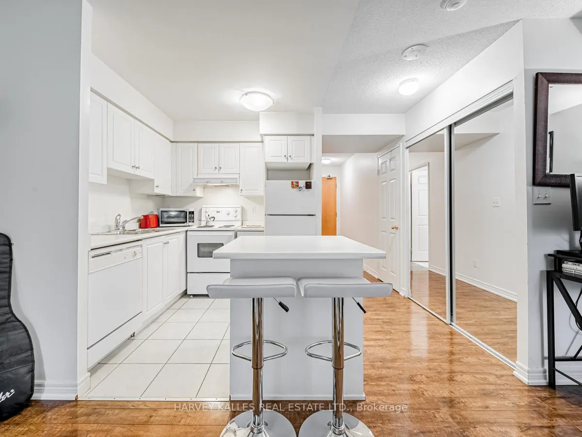 Photo 6 of Unit 1101, 43 Eglinton Avenue E, Toronto, Mount Pleasant West — HOMEH