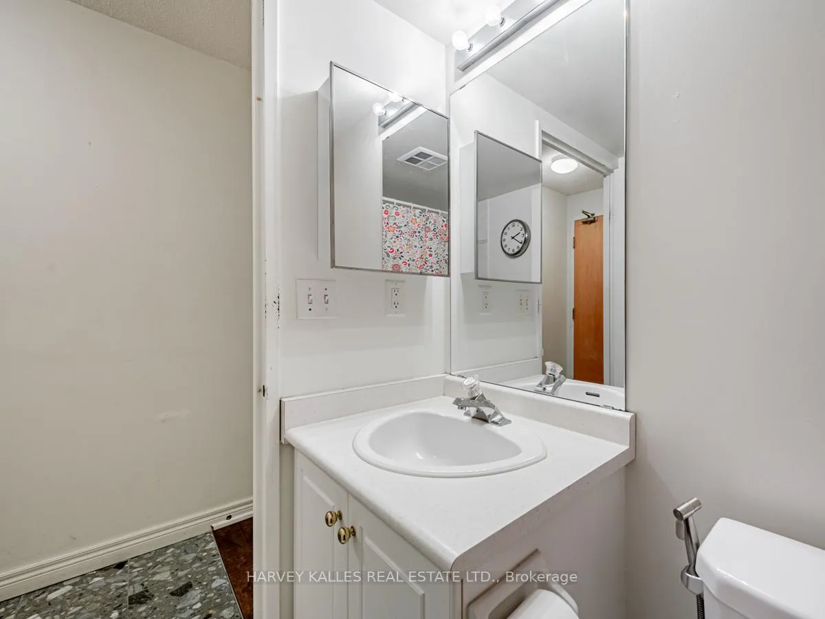 Photo 9 of Unit 1101, 43 Eglinton Avenue E, Toronto, Mount Pleasant West — HOMEH