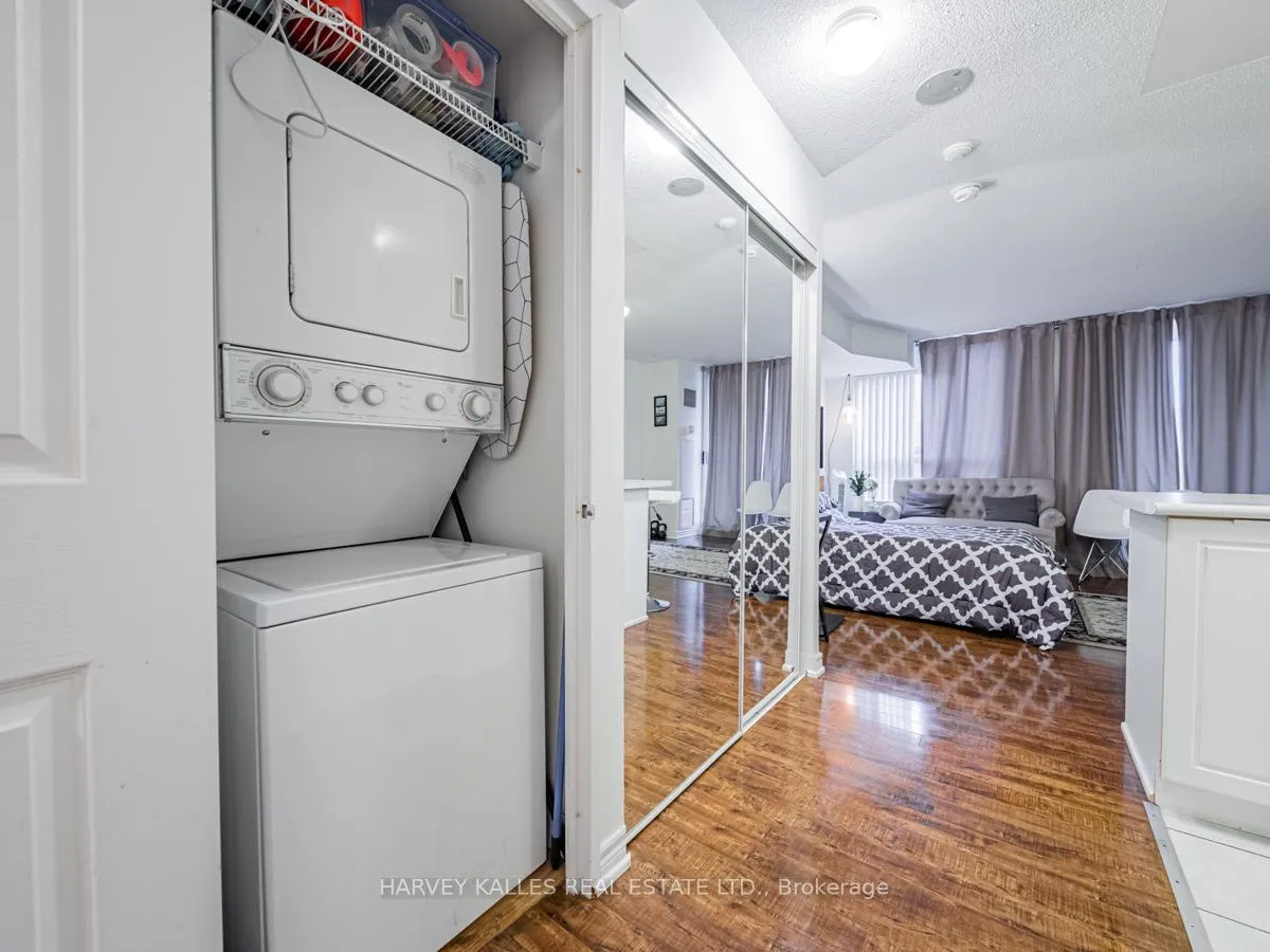 Photo 10 of Unit 1101, 43 Eglinton Avenue E, Toronto, Mount Pleasant West — HOMEH
