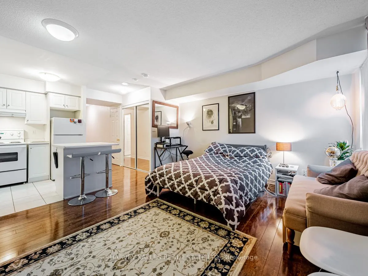 Photo 13 of Unit 1101, 43 Eglinton Avenue E, Toronto, Mount Pleasant West — HOMEH