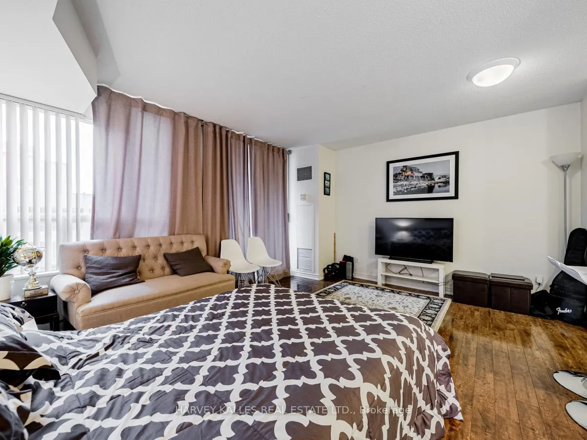 Photo 15 of Unit 1101, 43 Eglinton Avenue E, Toronto, Mount Pleasant West — HOMEH