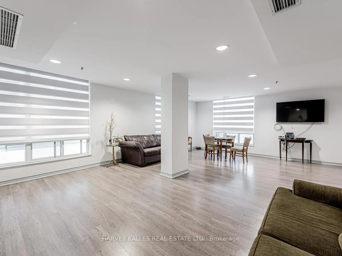 Photo 18 of Unit 1101, 43 Eglinton Avenue E, Toronto, Mount Pleasant West — HOMEH