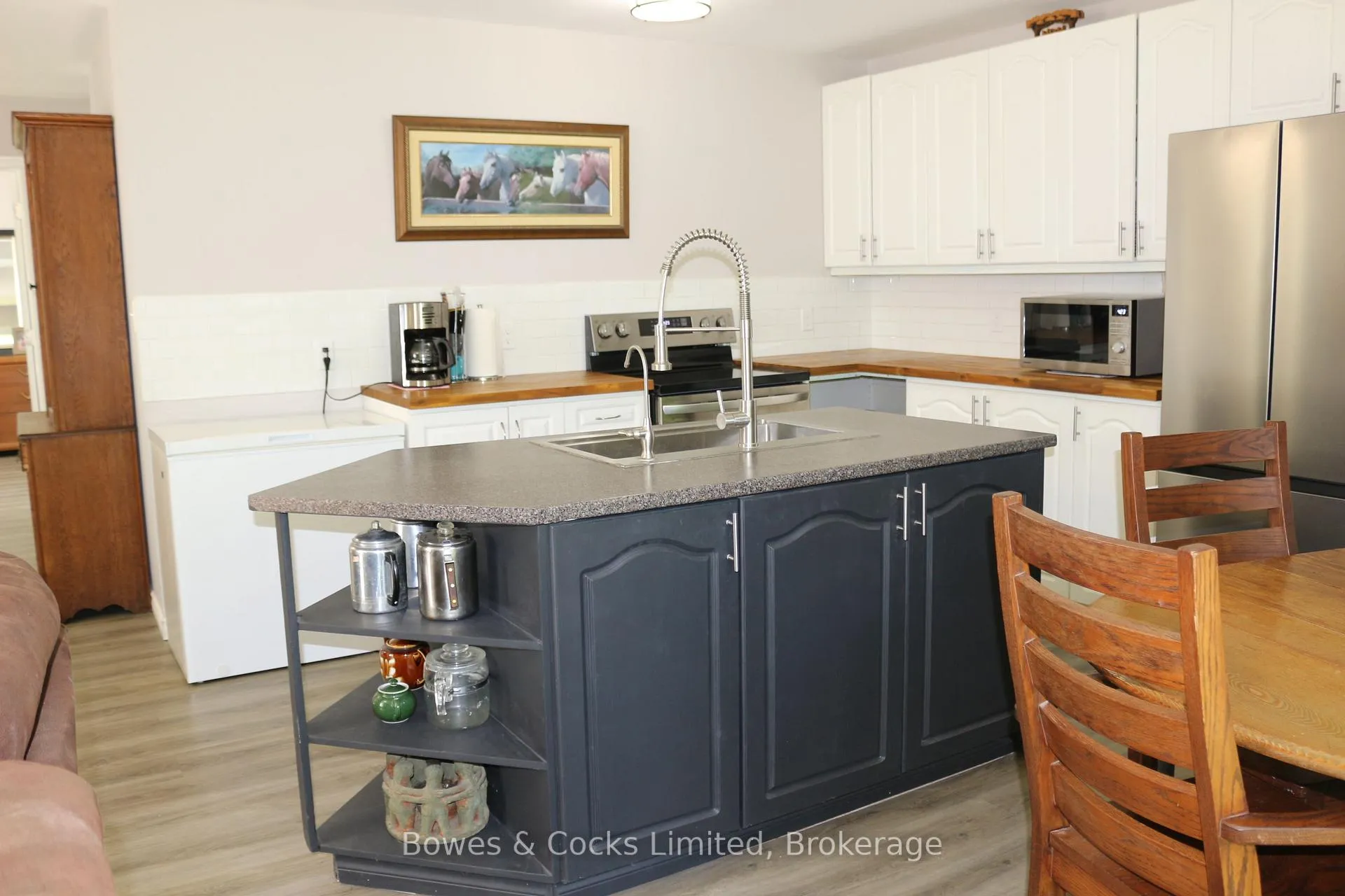 Photo 20 of 1801 Bordenwood Road, Frontenac, Frontenac Centre — HOMEH
