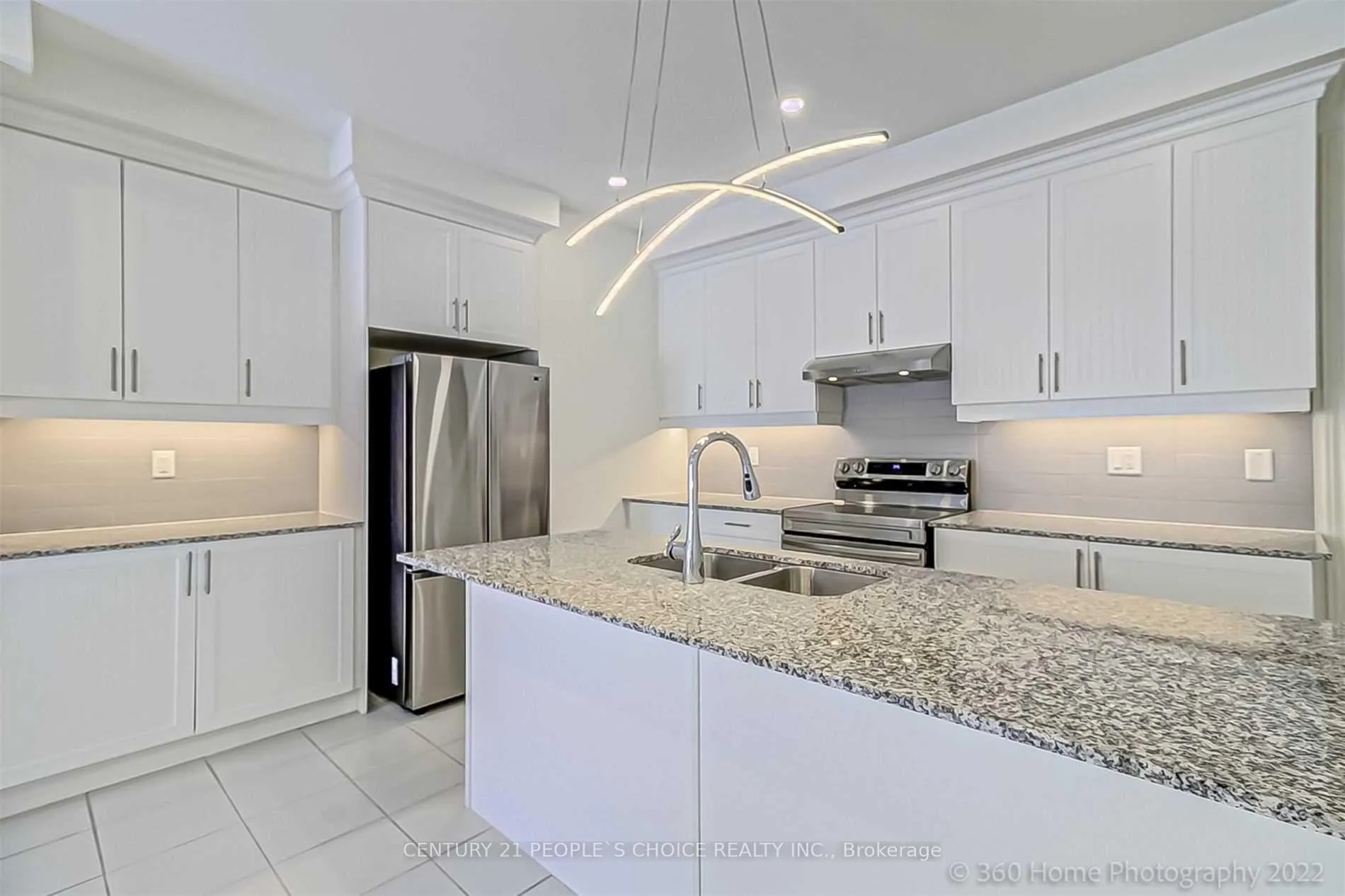 Photo 11 of 88 Adventura Road, Brampton, Northwest Brampton — HOMEH