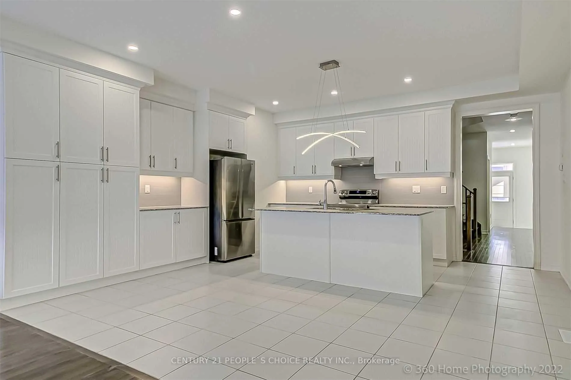 Photo 12 of 88 Adventura Road, Brampton, Northwest Brampton — HOMEH