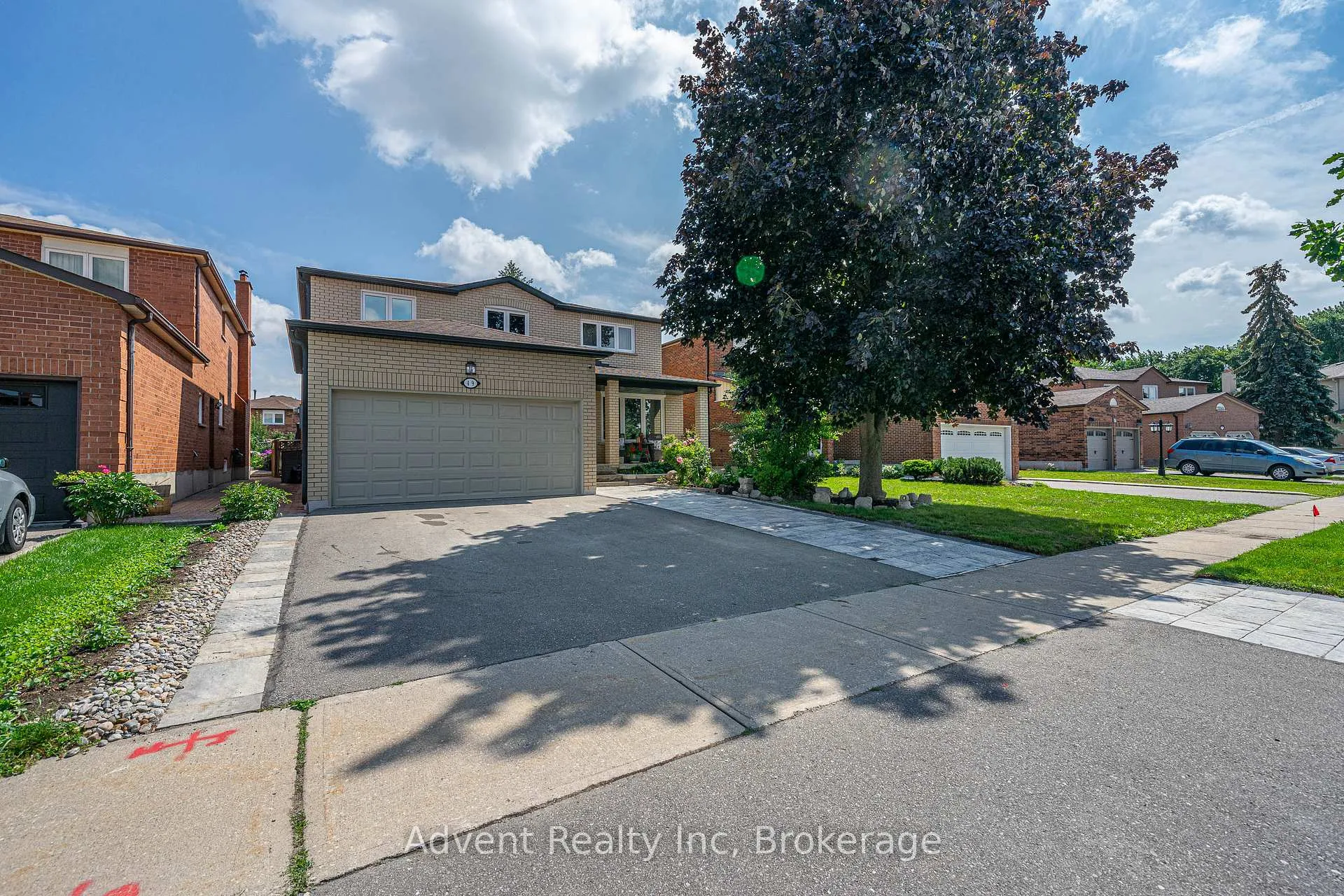 Photo 3 of Unit Bsmt, 49 Cherhill Drive, Vaughan, Maple — HOMEH