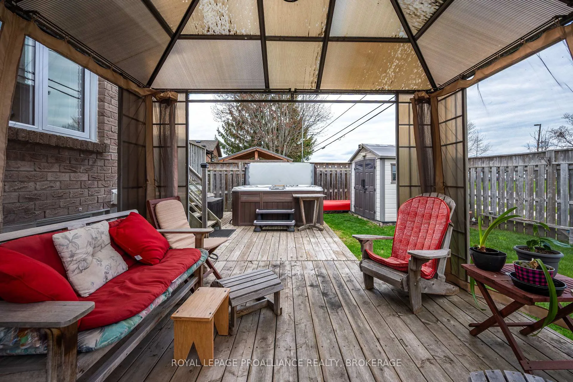 Photo 9 of 1048 Palmerston Crescent, Kingston, North of Taylor-Kidd Blvd — HOMEH