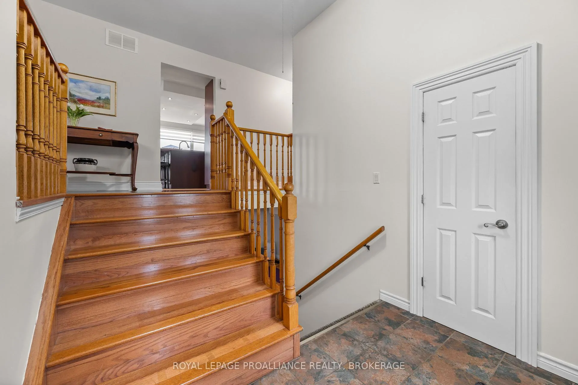 Photo 18 of 1048 Palmerston Crescent, Kingston, North of Taylor-Kidd Blvd — HOMEH