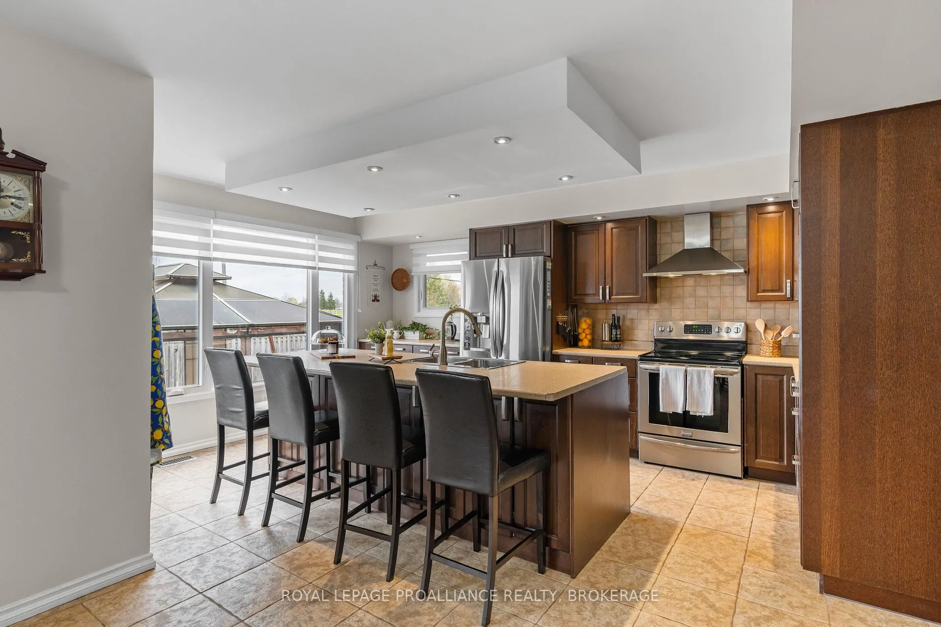 Photo 26 of 1048 Palmerston Crescent, Kingston, North of Taylor-Kidd Blvd — HOMEH