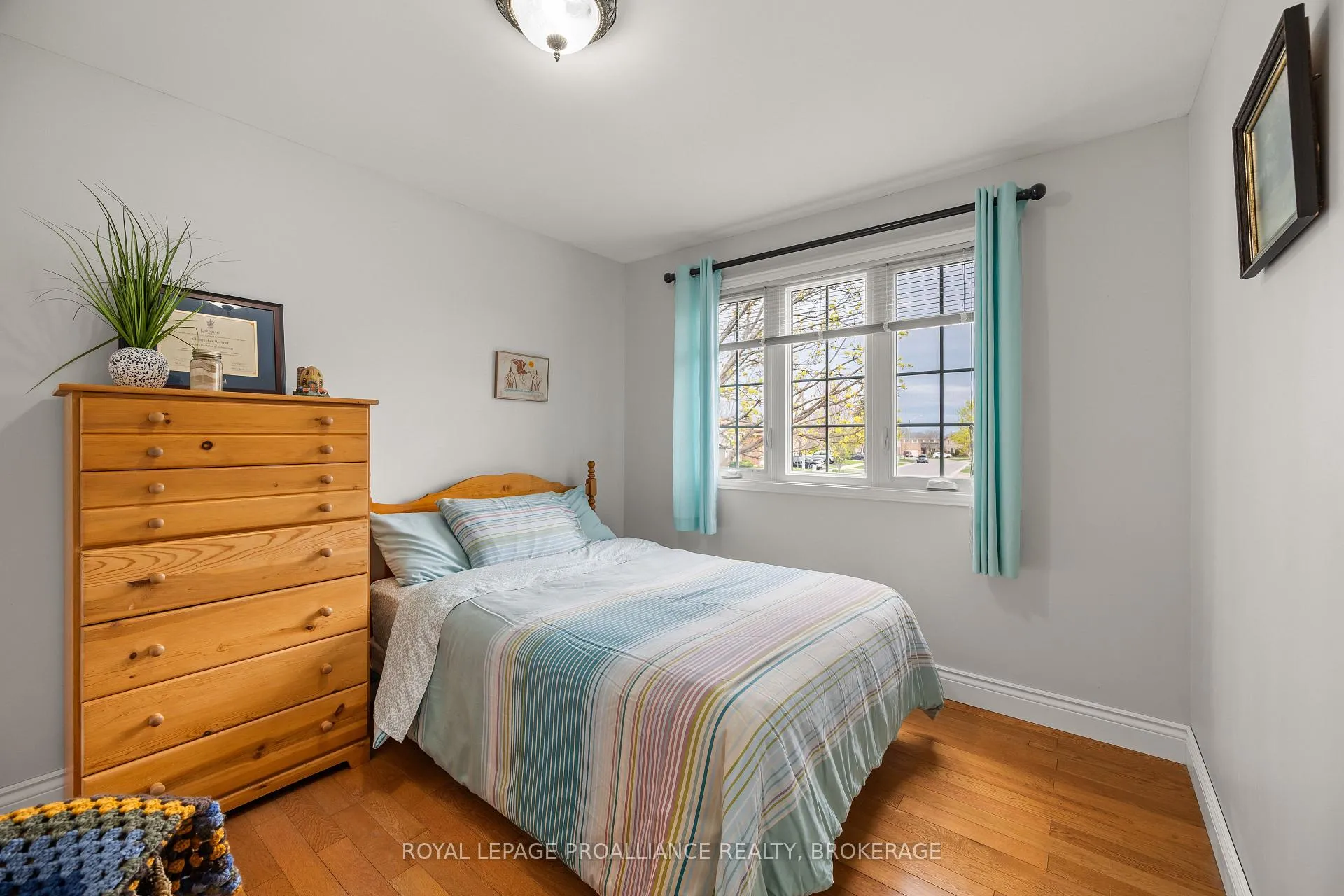 Photo 38 of 1048 Palmerston Crescent, Kingston, North of Taylor-Kidd Blvd — HOMEH