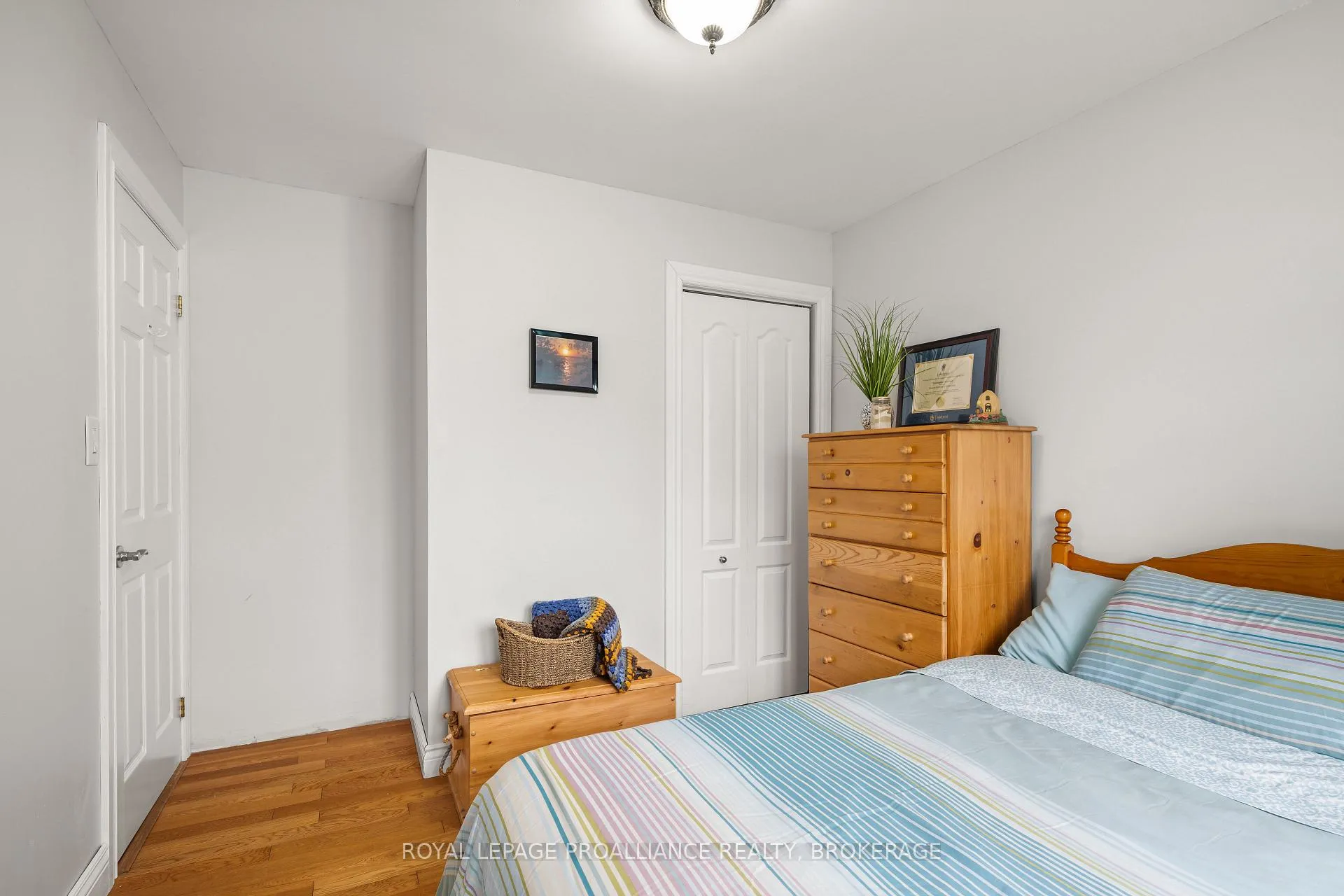 Photo 39 of 1048 Palmerston Crescent, Kingston, North of Taylor-Kidd Blvd — HOMEH