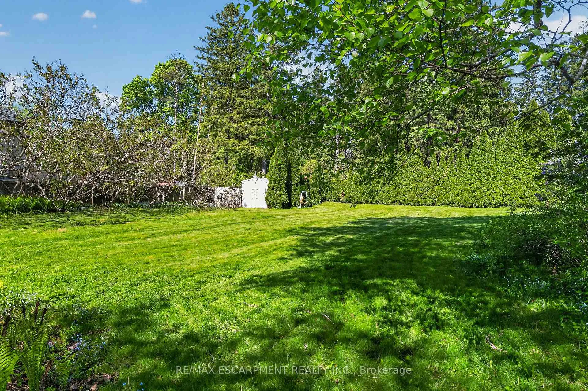 Photo 13 of 53 Lovers Lane, Hamilton, Ancaster — HOMEH