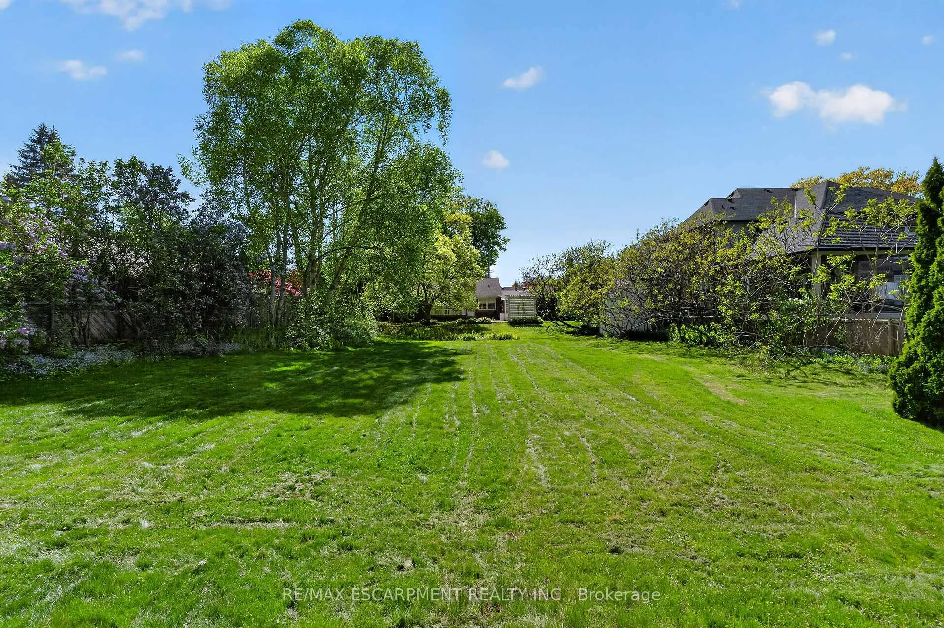 Photo 15 of 53 Lovers Lane, Hamilton, Ancaster — HOMEH