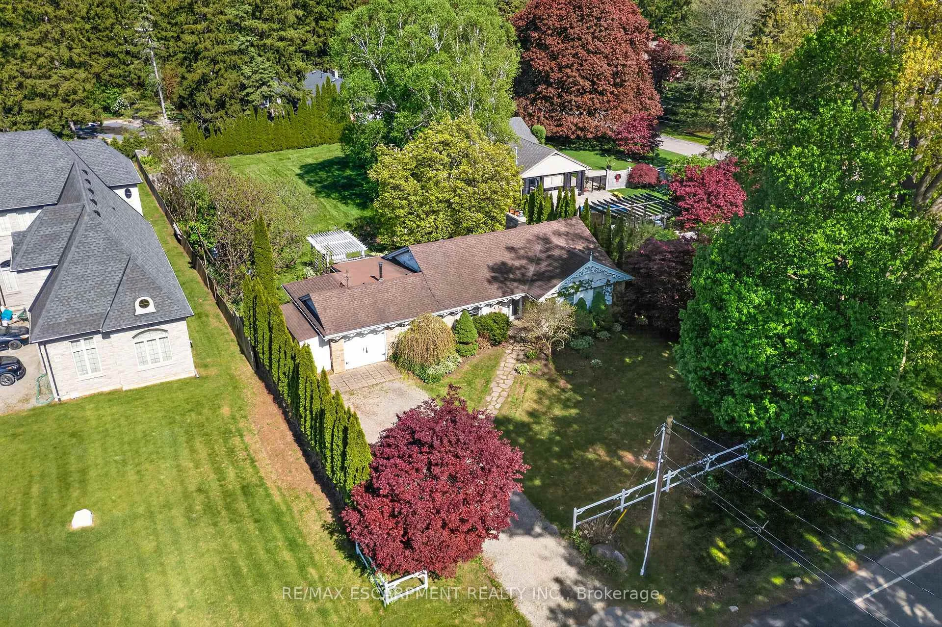 Photo 18 of 53 Lovers Lane, Hamilton, Ancaster — HOMEH