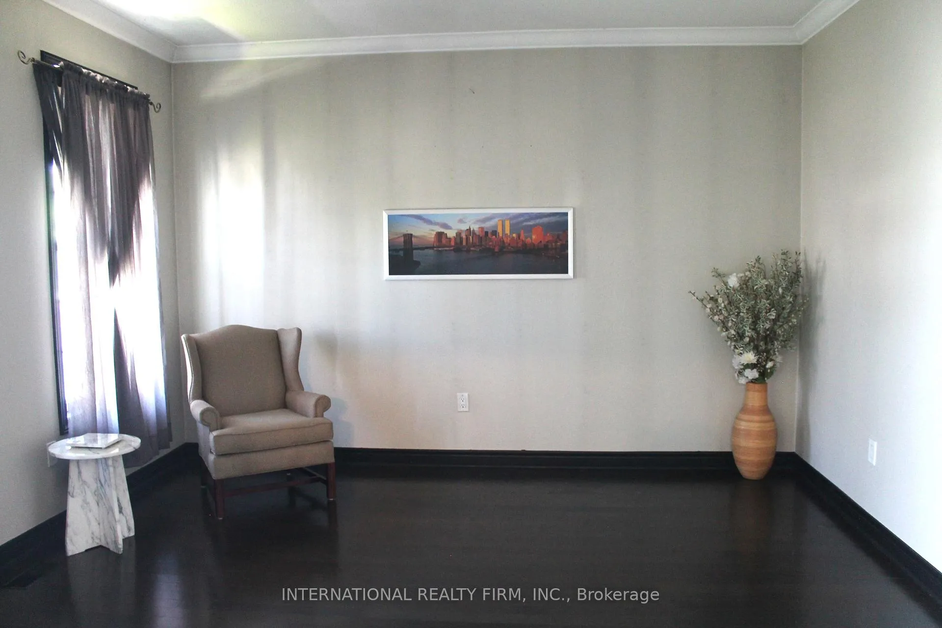 Photo 5 of 412 Wright Crescent, Niagara-on-the-Lake, Glendale — HOMEH