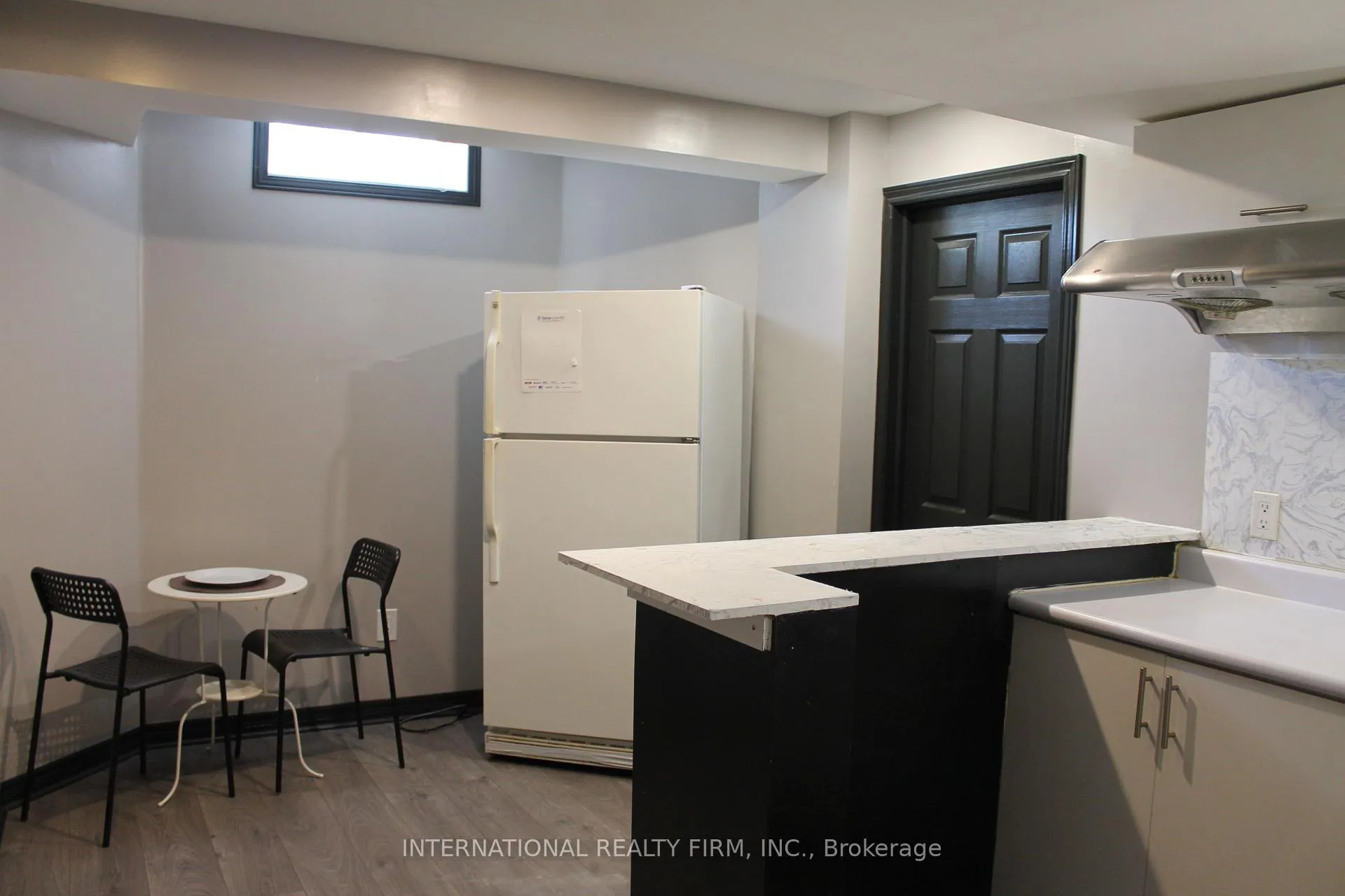 Photo 16 of 412 Wright Crescent, Niagara-on-the-Lake, Glendale — HOMEH