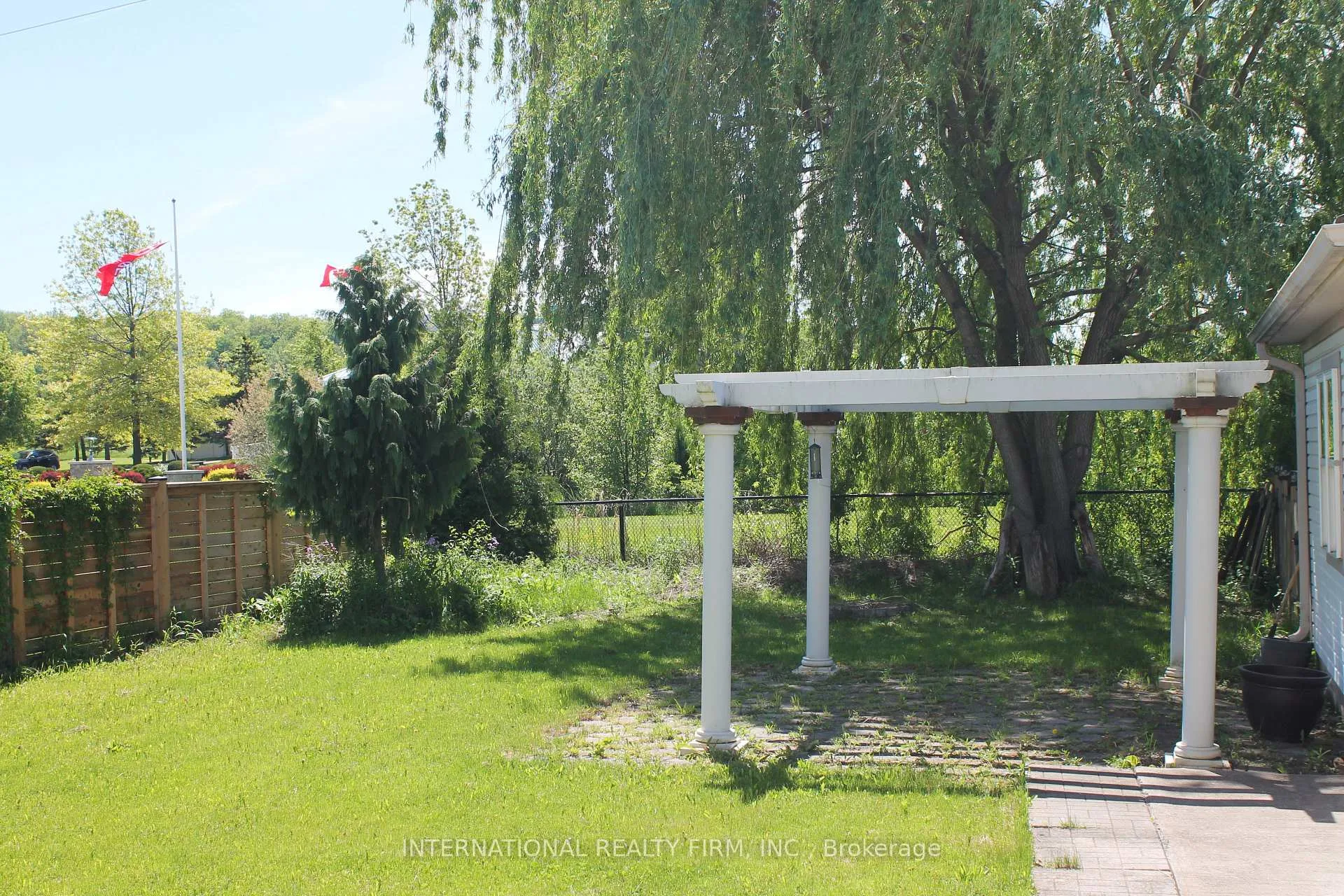 Photo 17 of 412 Wright Crescent, Niagara-on-the-Lake, Glendale — HOMEH