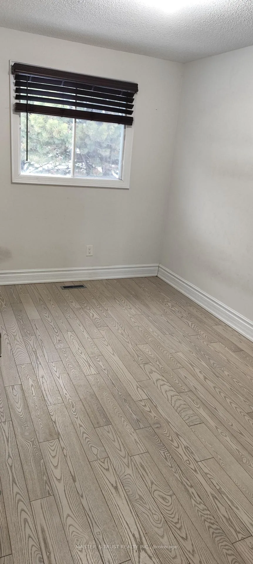 Photo 2 of Unit 2nd Floor, 40 Whitley Castle Crescent S, Scarborough, Agincourt North — HOMEH