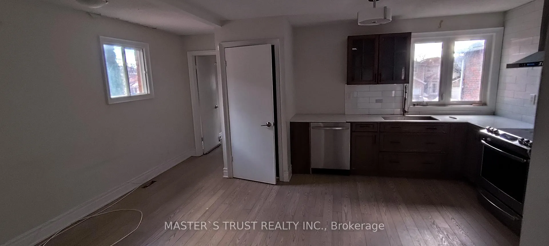 Photo 5 of Unit 2nd Floor, 40 Whitley Castle Crescent S, Scarborough, Agincourt North — HOMEH