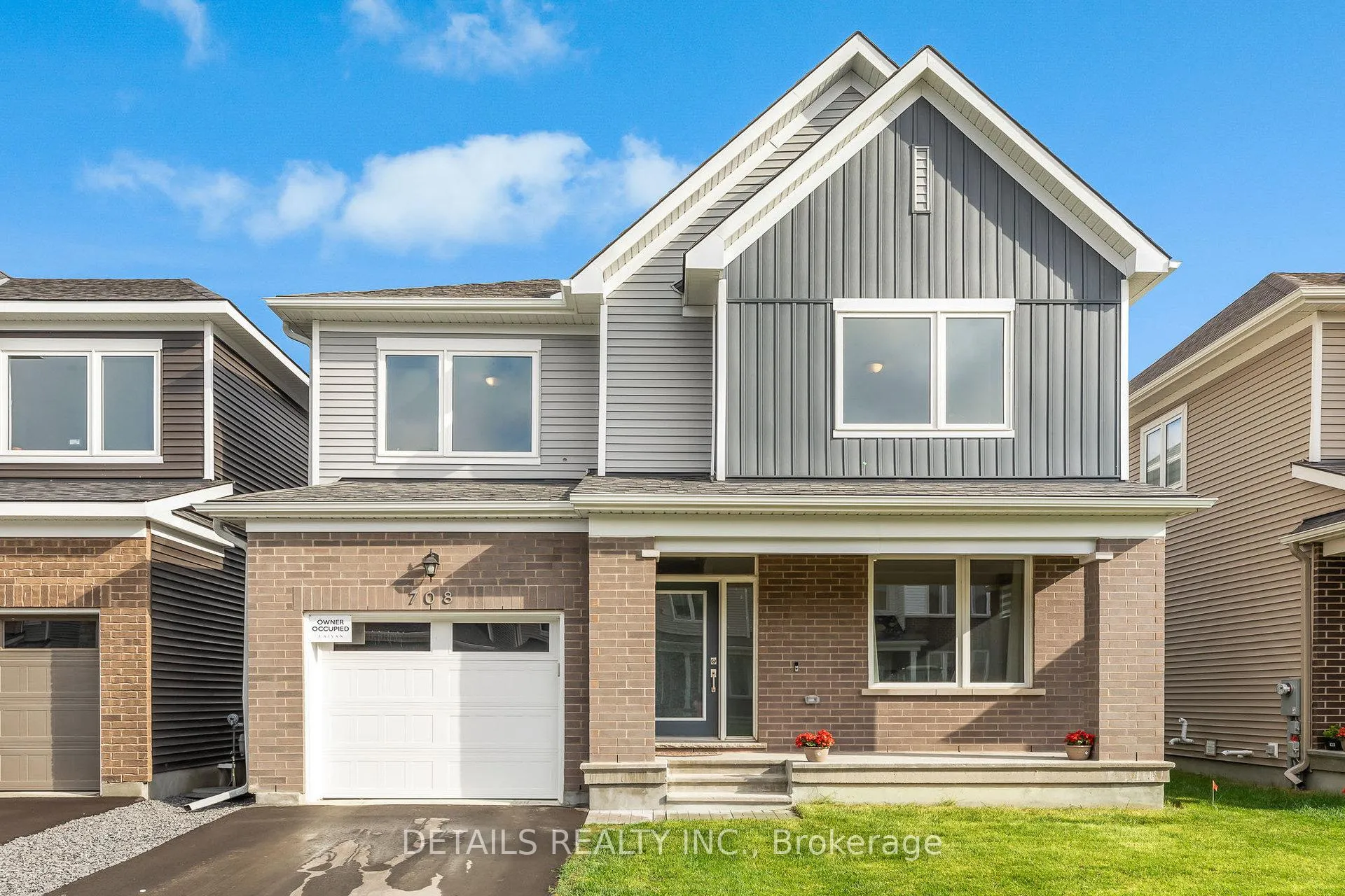 Photo 2 of 708 Vennecy Terrace, Ottawa, Chapel Hill South - Orleans Village — HOMEH