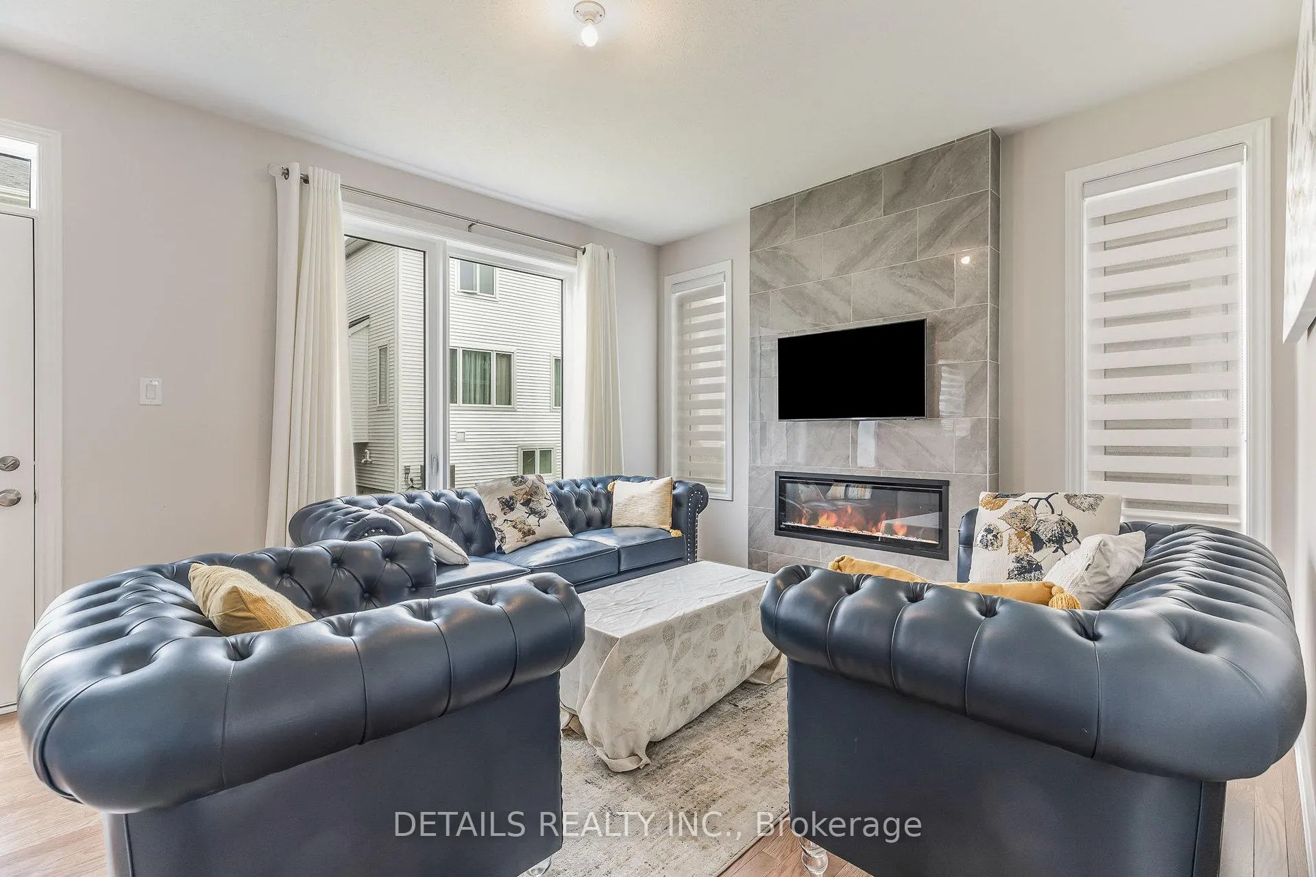 Photo 7 of 708 Vennecy Terrace, Ottawa, Chapel Hill South - Orleans Village — HOMEH