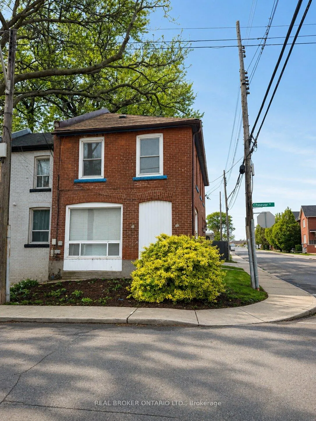 Photo 3 of 105 Cheever Street, Hamilton, Industrial Sector — HOMEH