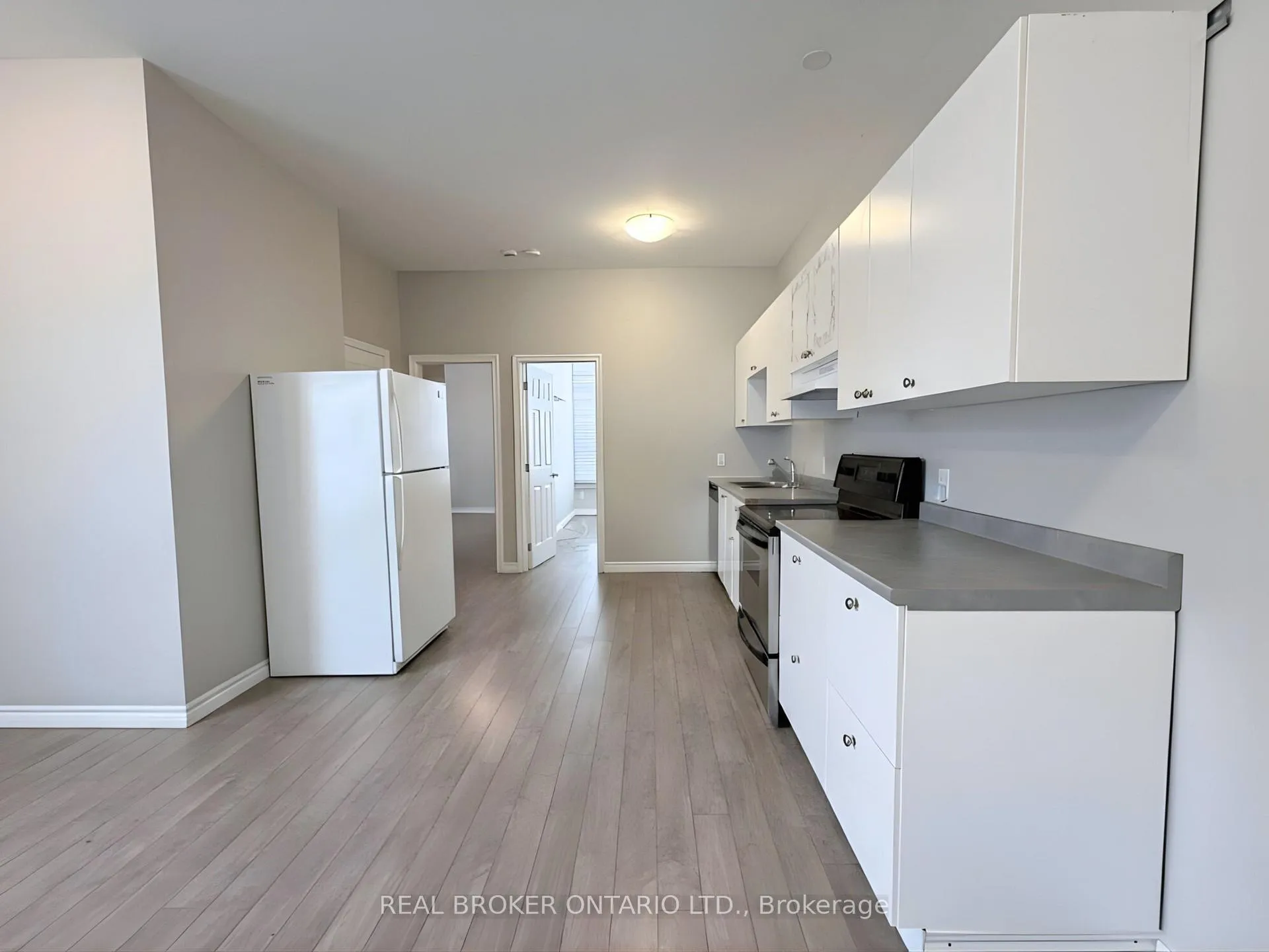 Photo 7 of 105 Cheever Street, Hamilton, Industrial Sector — HOMEH