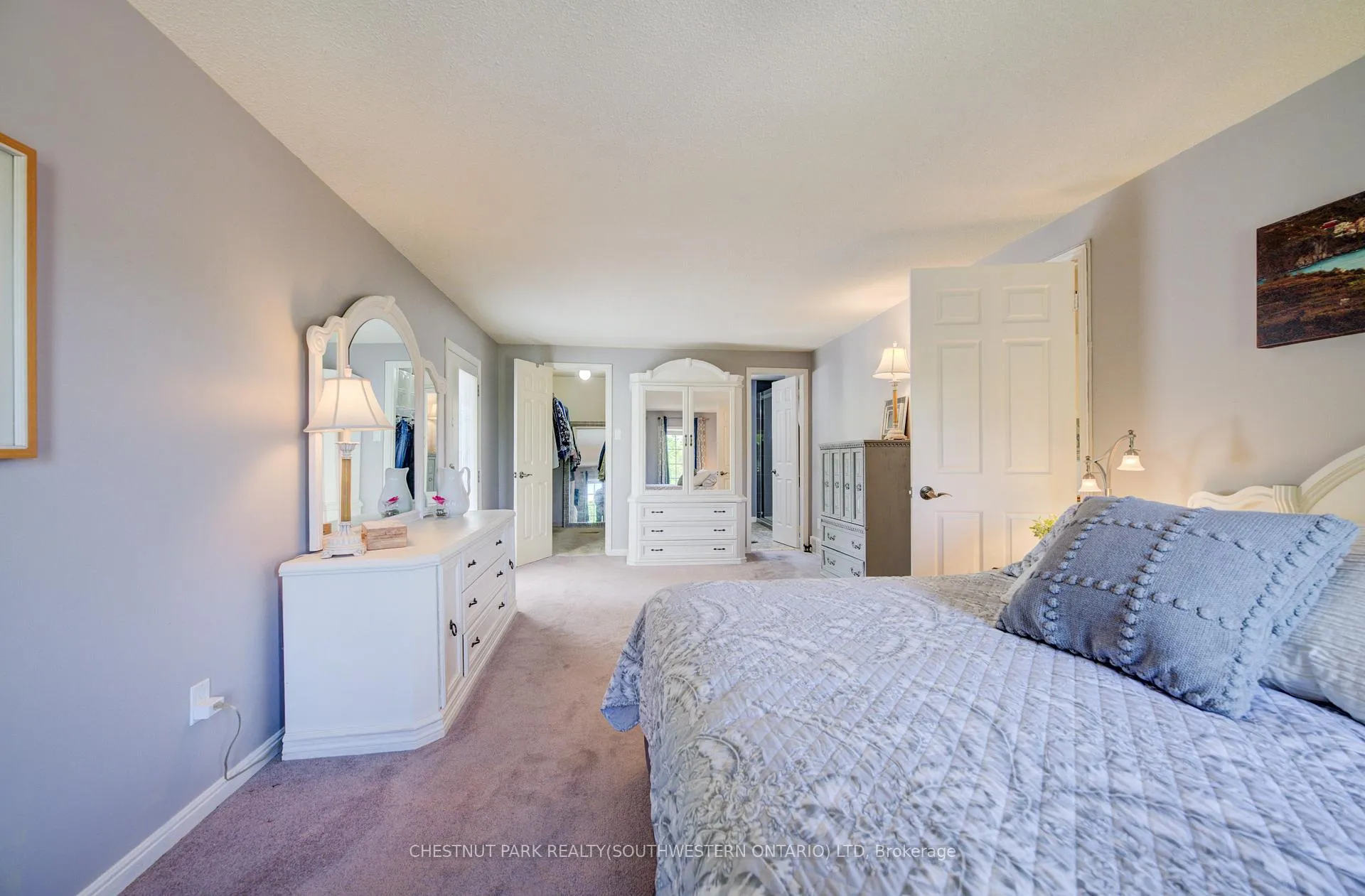 Photo 23 of 135 Royal Orchard Drive, Waterloo — HOMEH