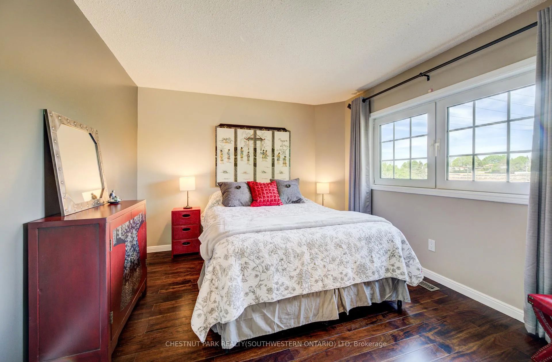 Photo 30 of 135 Royal Orchard Drive, Waterloo — HOMEH