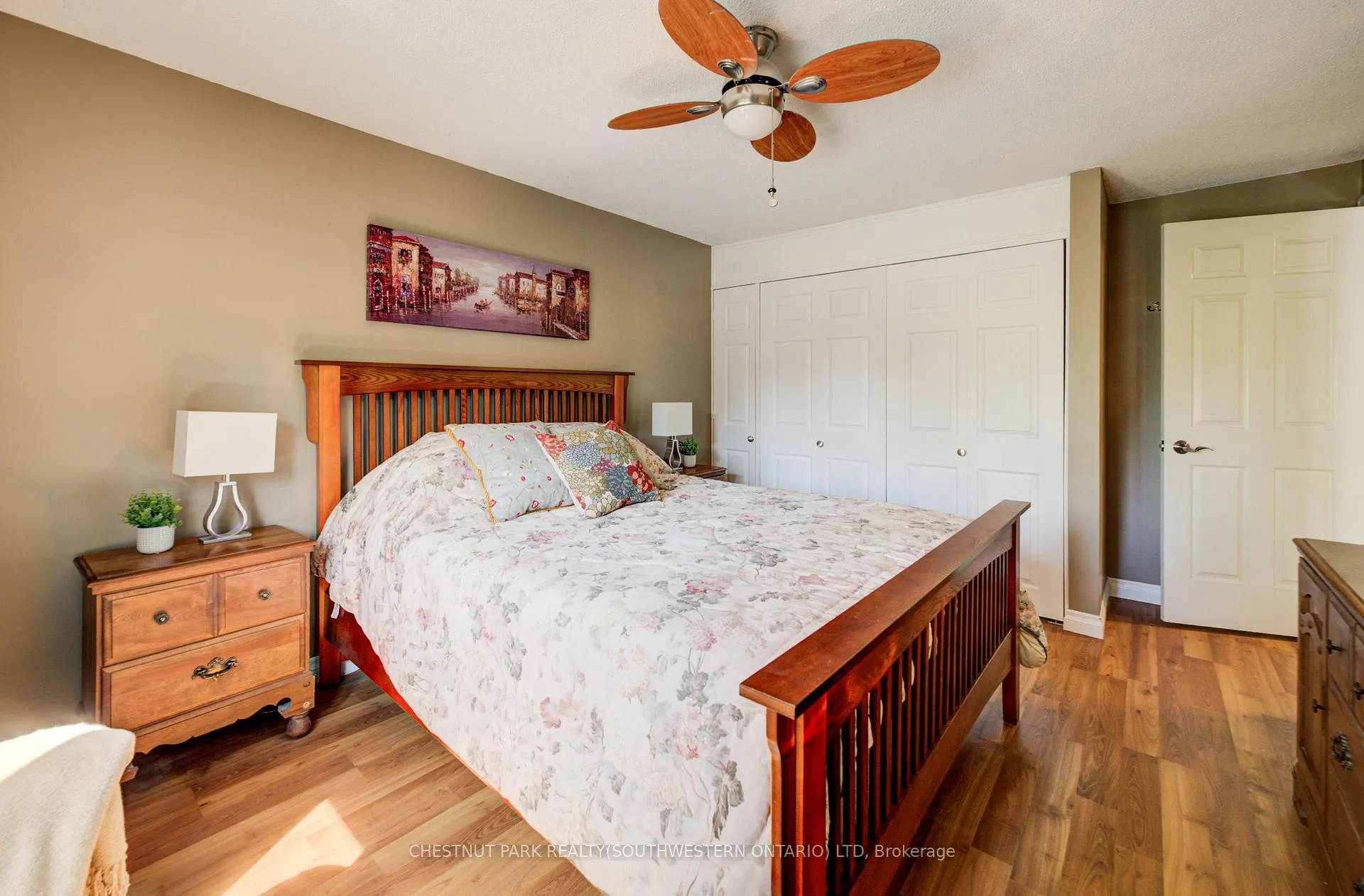 Photo 34 of 135 Royal Orchard Drive, Waterloo — HOMEH
