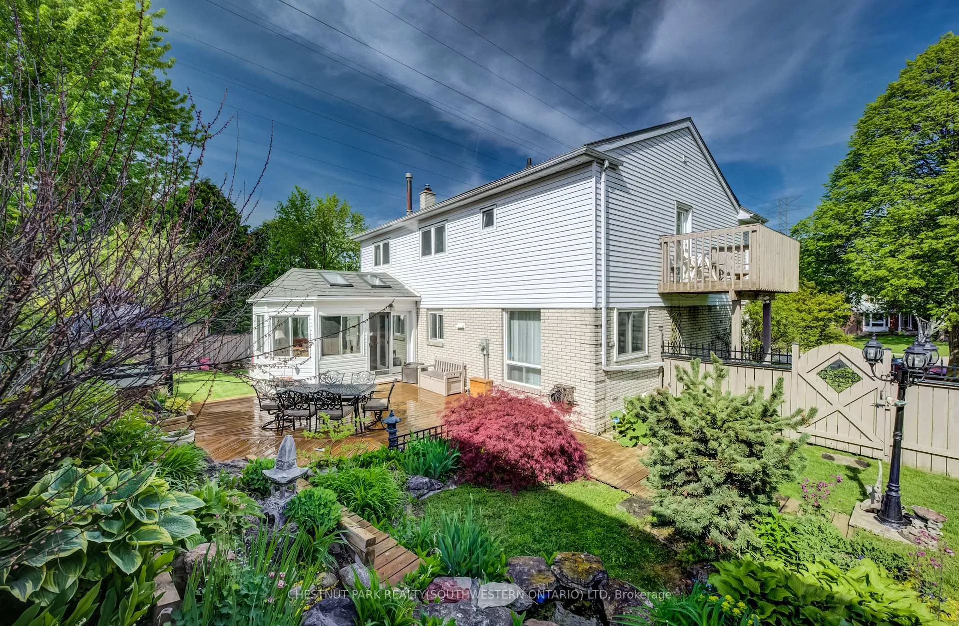 Photo 45 of 135 Royal Orchard Drive, Waterloo — HOMEH