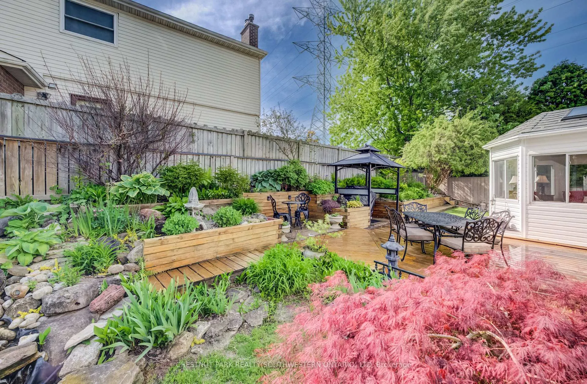 Photo 47 of 135 Royal Orchard Drive, Waterloo — HOMEH