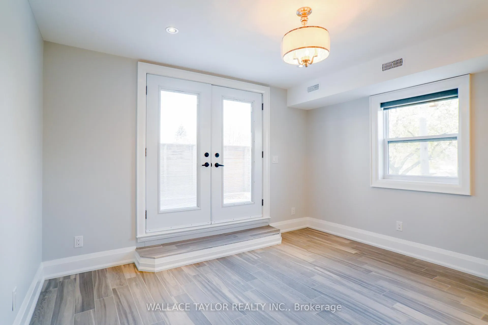 Photo 6 of Unit UPPER, 148 Carlaw Avenue, Toronto, South Riverdale — HOMEH
