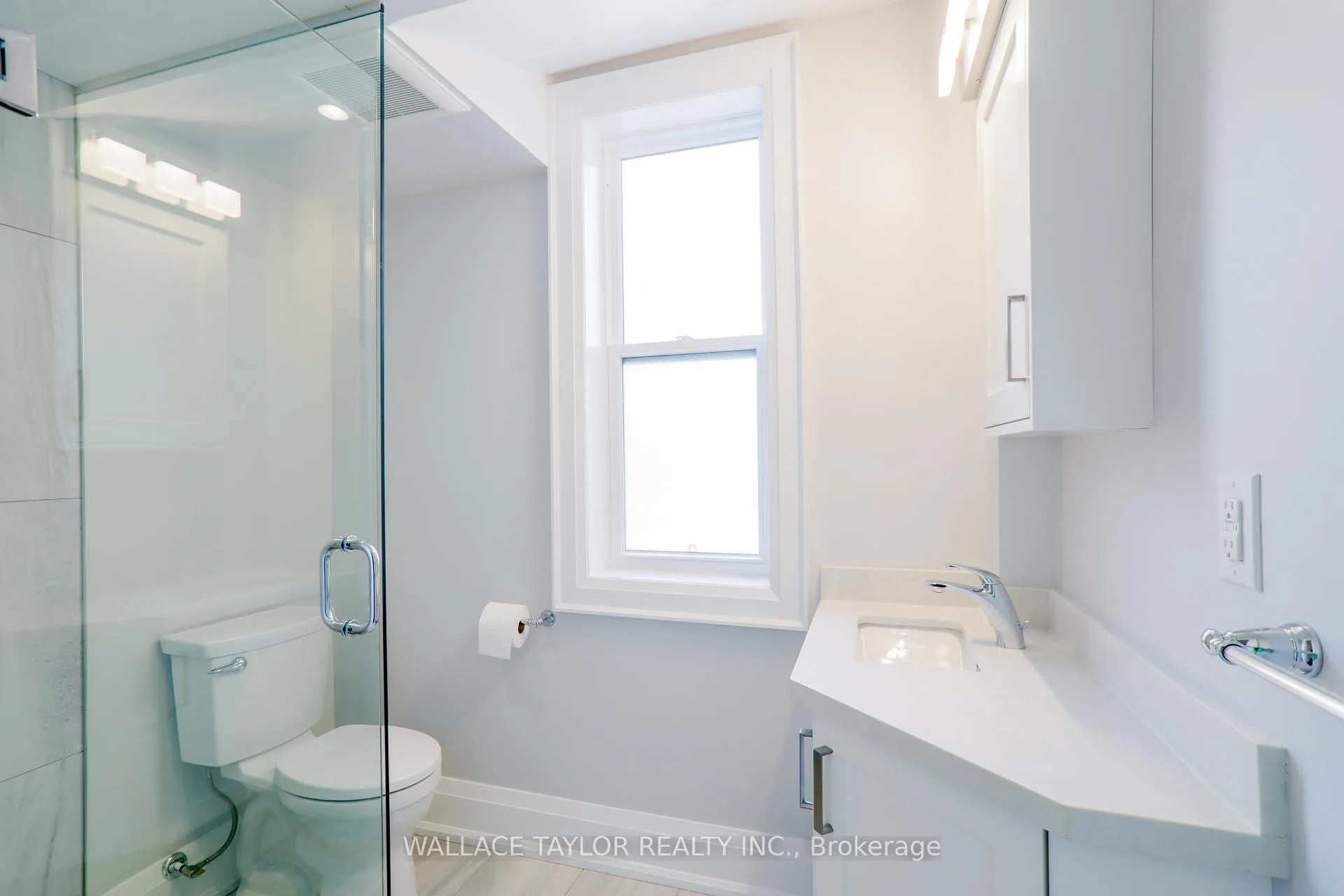 Photo 8 of Unit UPPER, 148 Carlaw Avenue, Toronto, South Riverdale — HOMEH