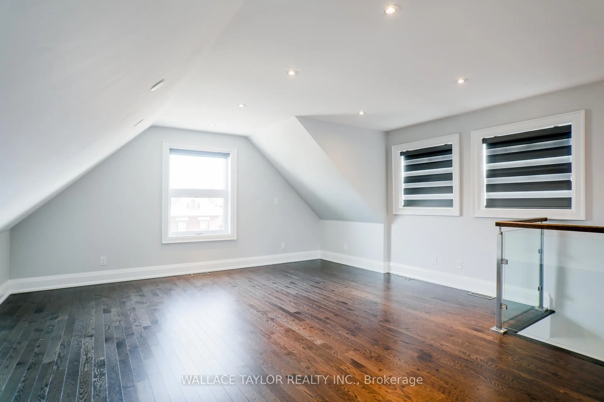 Photo 15 of Unit UPPER, 148 Carlaw Avenue, Toronto, South Riverdale — HOMEH