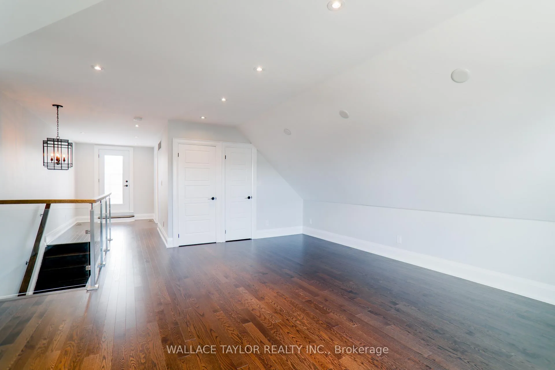 Photo 17 of Unit UPPER, 148 Carlaw Avenue, Toronto, South Riverdale — HOMEH