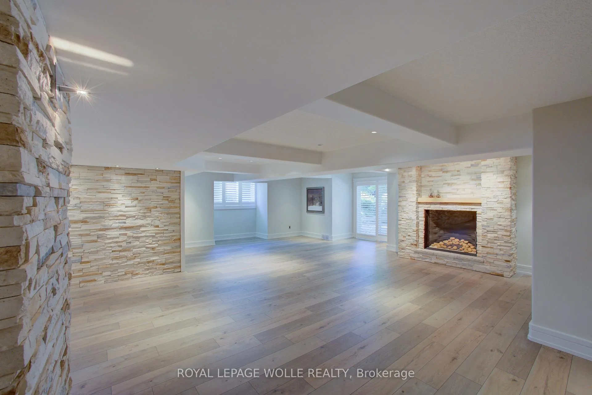 Photo 18 of 14 James Court, Wellesley — HOMEH