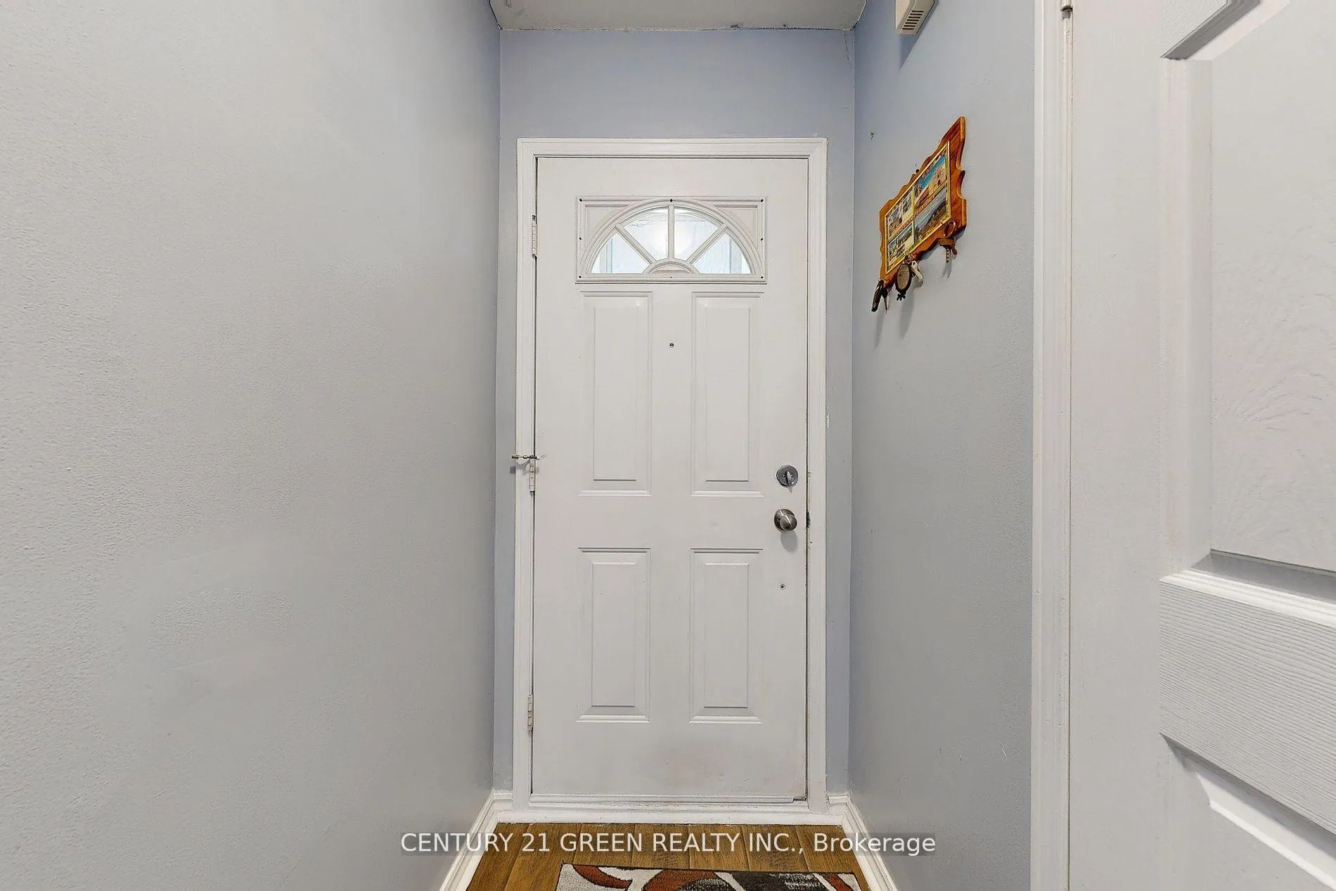 Photo 13 of 57 Kelso Crescent, Vaughan, Maple — HOMEH